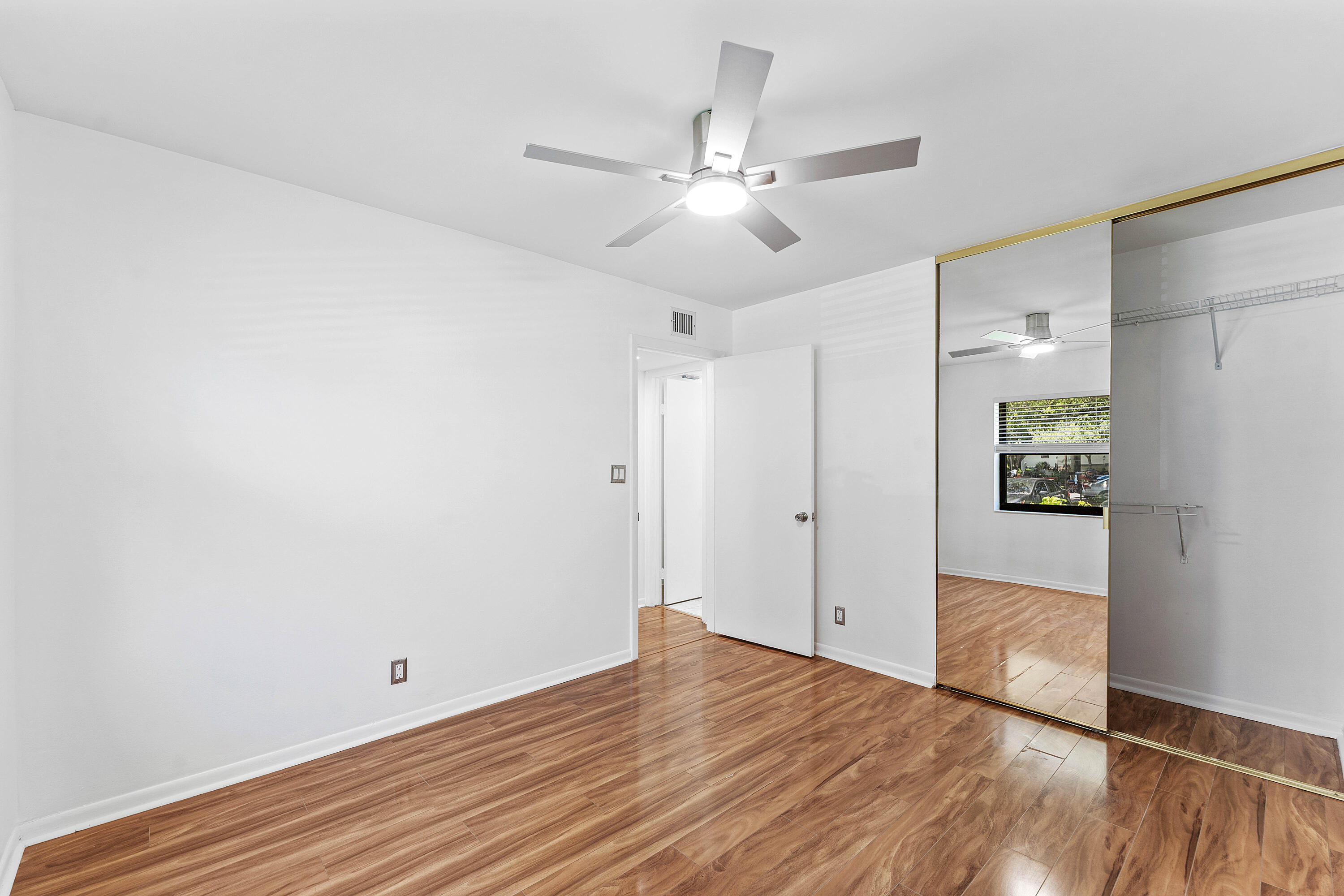 KARANDA VILLAGE IV-C CONDO - Residential