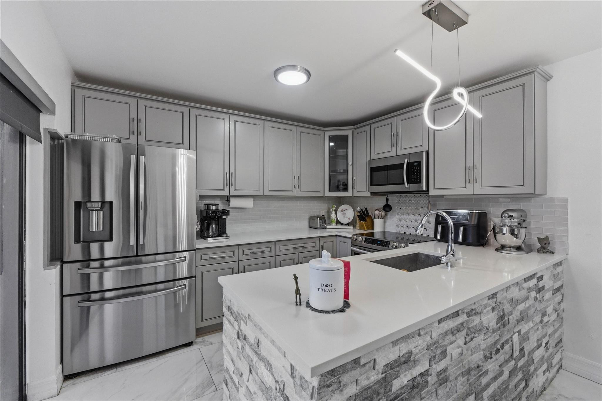 VILLAGE OF SANDALWOOD LAK - Residential