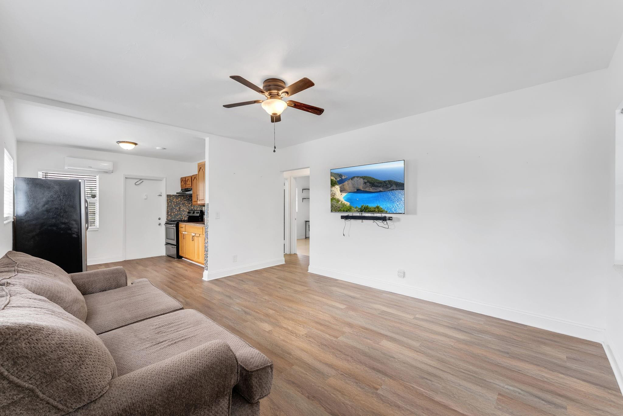Pembroke House Condo - Residential