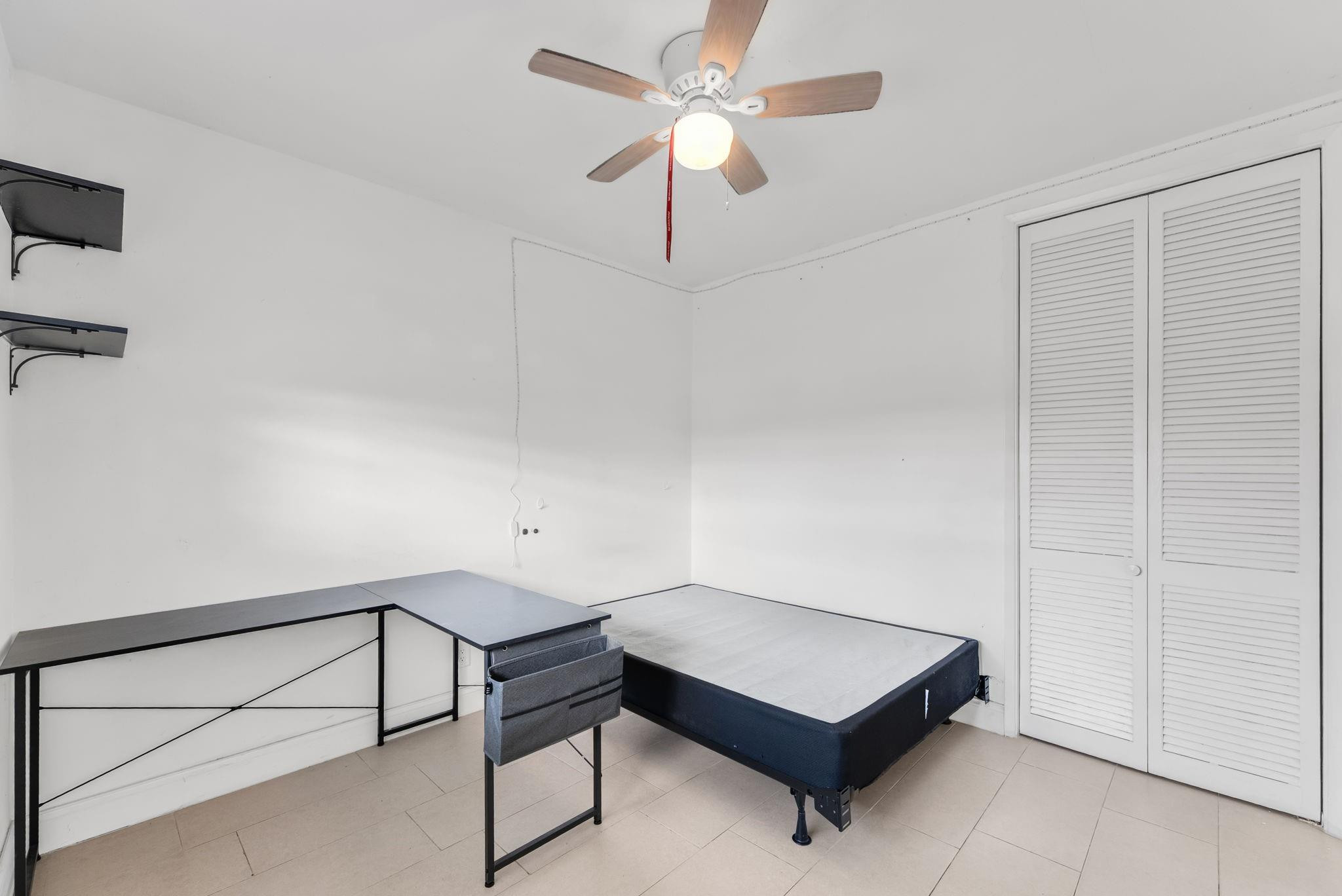 Pembroke House Condo - Residential