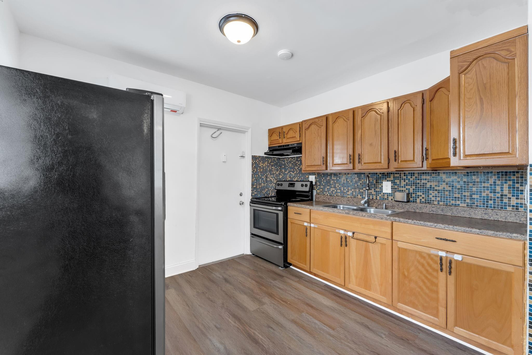 Pembroke House Condo - Residential
