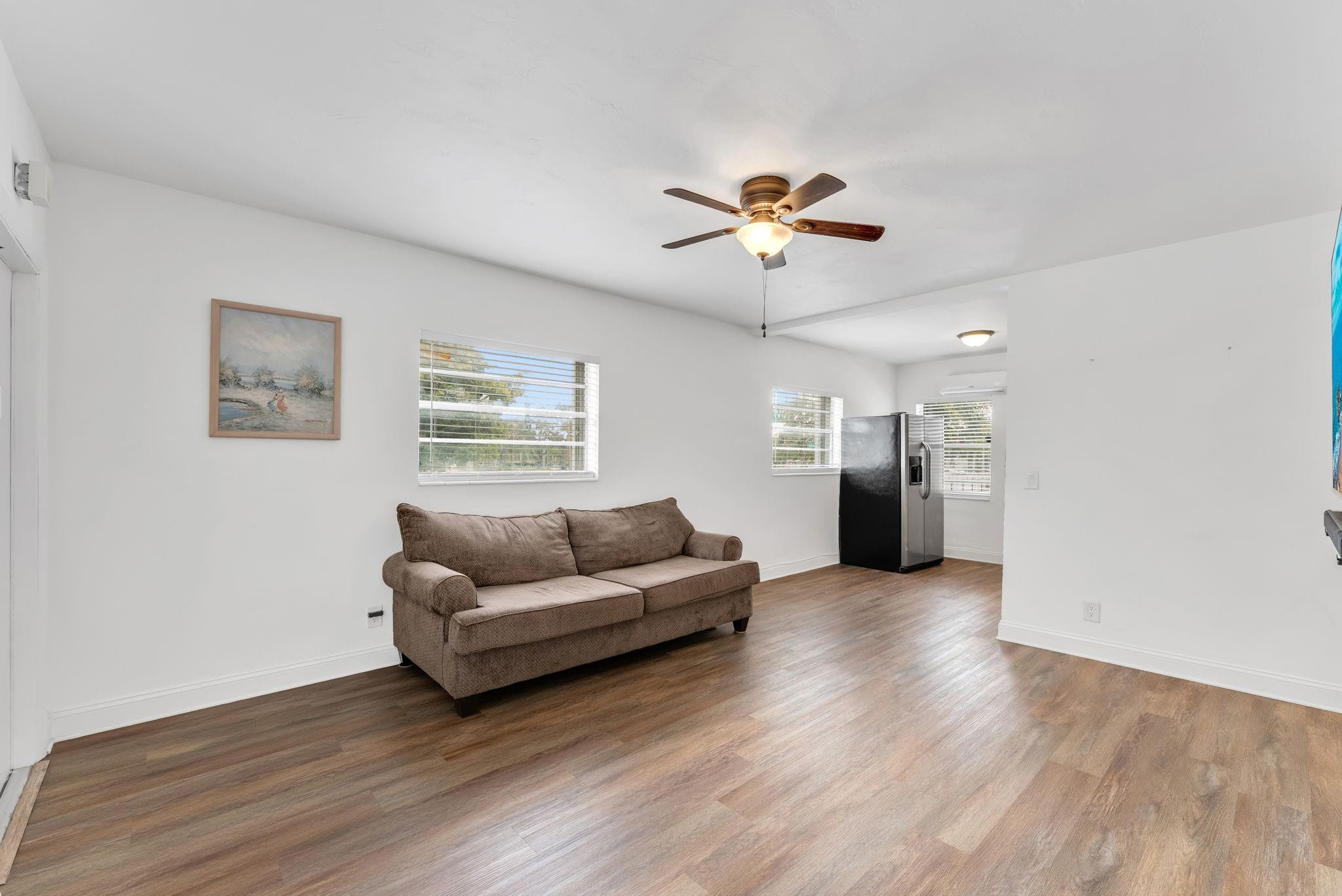 Pembroke House Condo - Residential