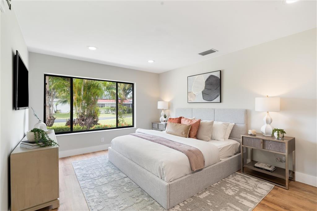Villa MONTEREY Ind Spring - Residential