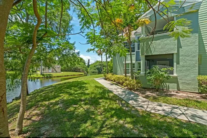 BAHIA AT DELRAY CONDO - Residential