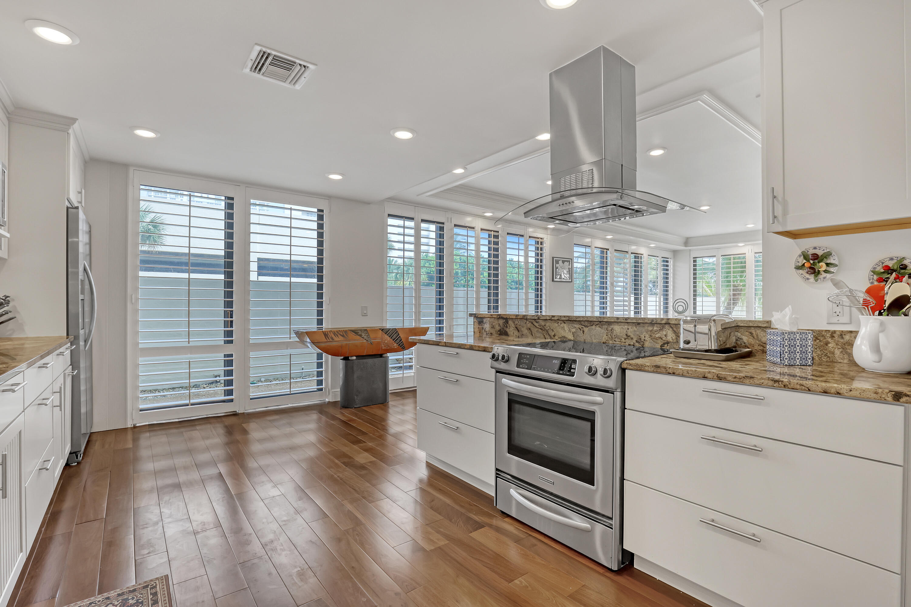 OCEANTREE CONDO - Residential Lease