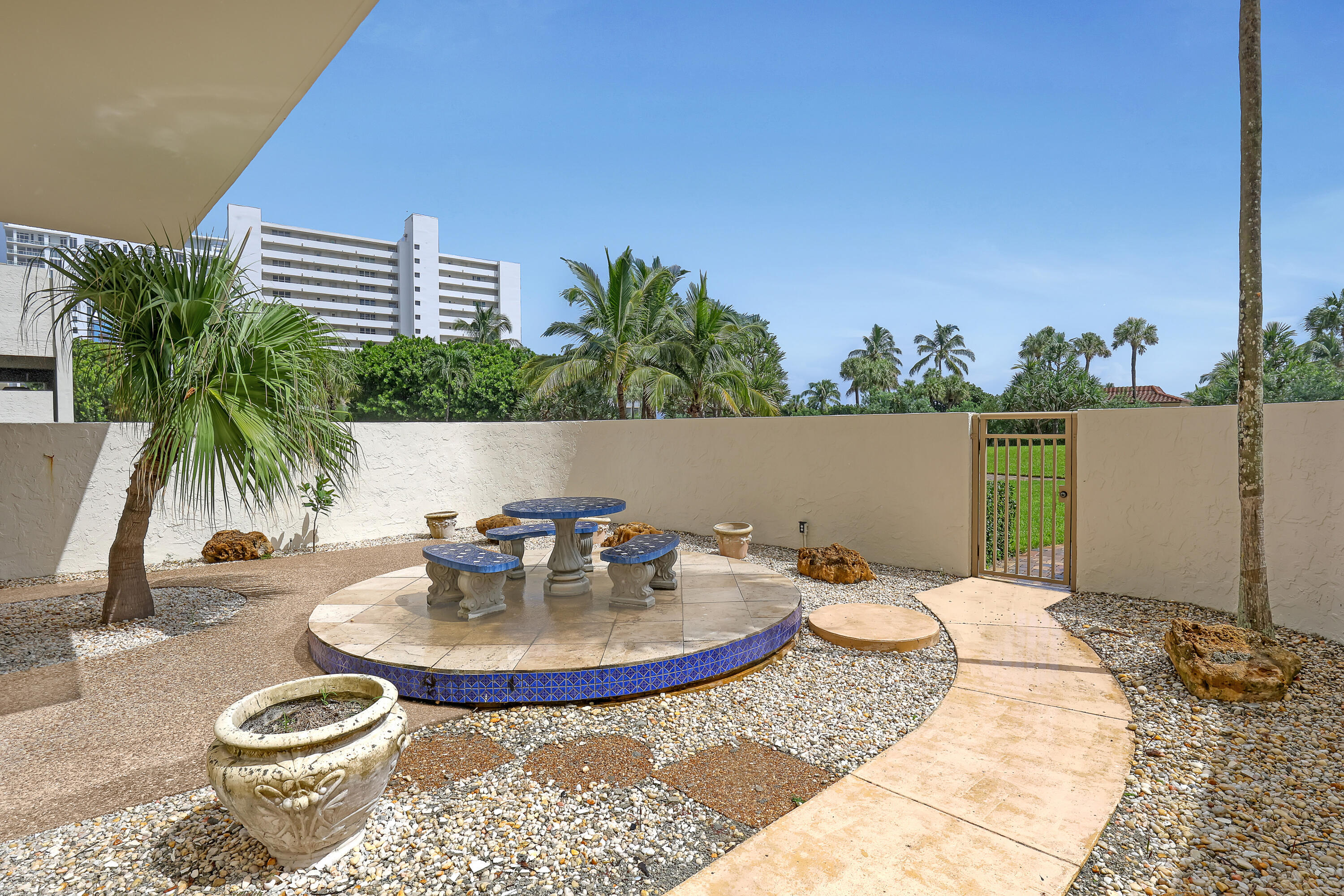 OCEANTREE CONDO - Residential Lease