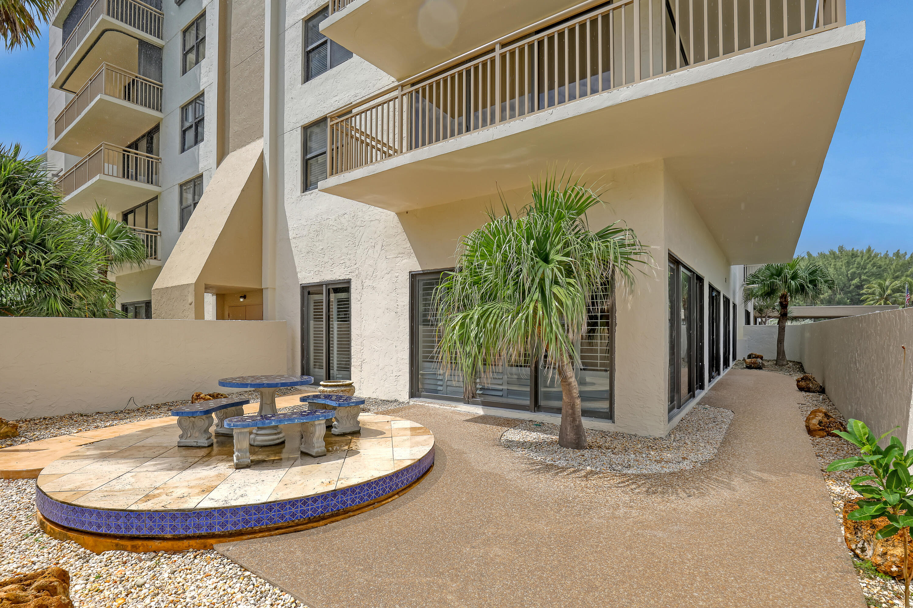 OCEANTREE CONDO - Residential Lease