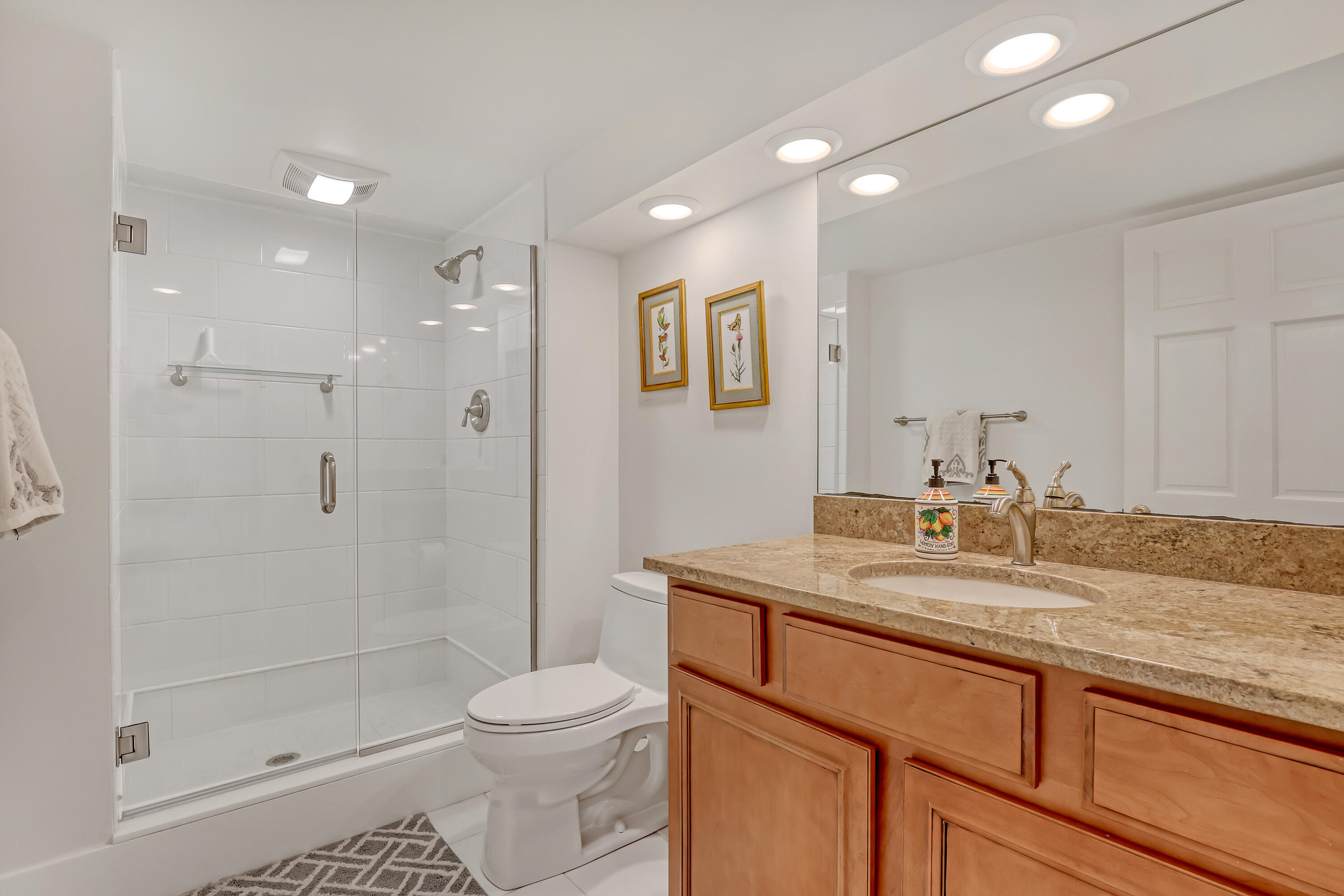 OCEANTREE CONDO - Residential Lease