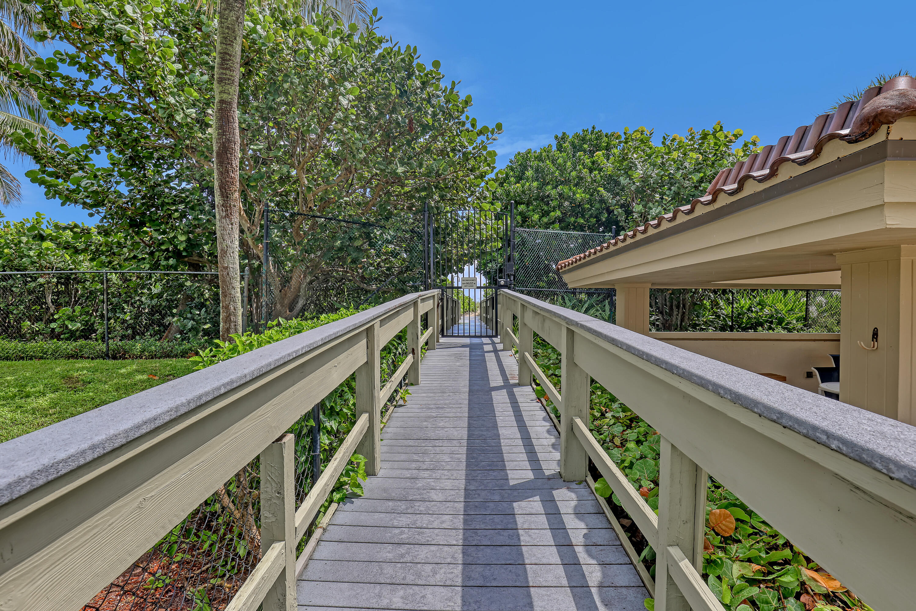 OCEANTREE CONDO - Residential Lease
