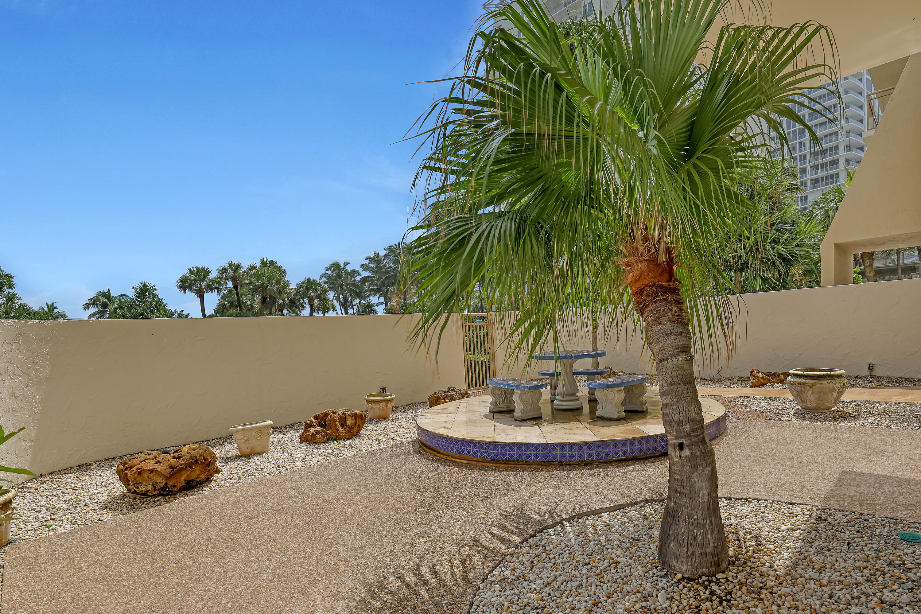 OCEANTREE CONDO - Residential Lease