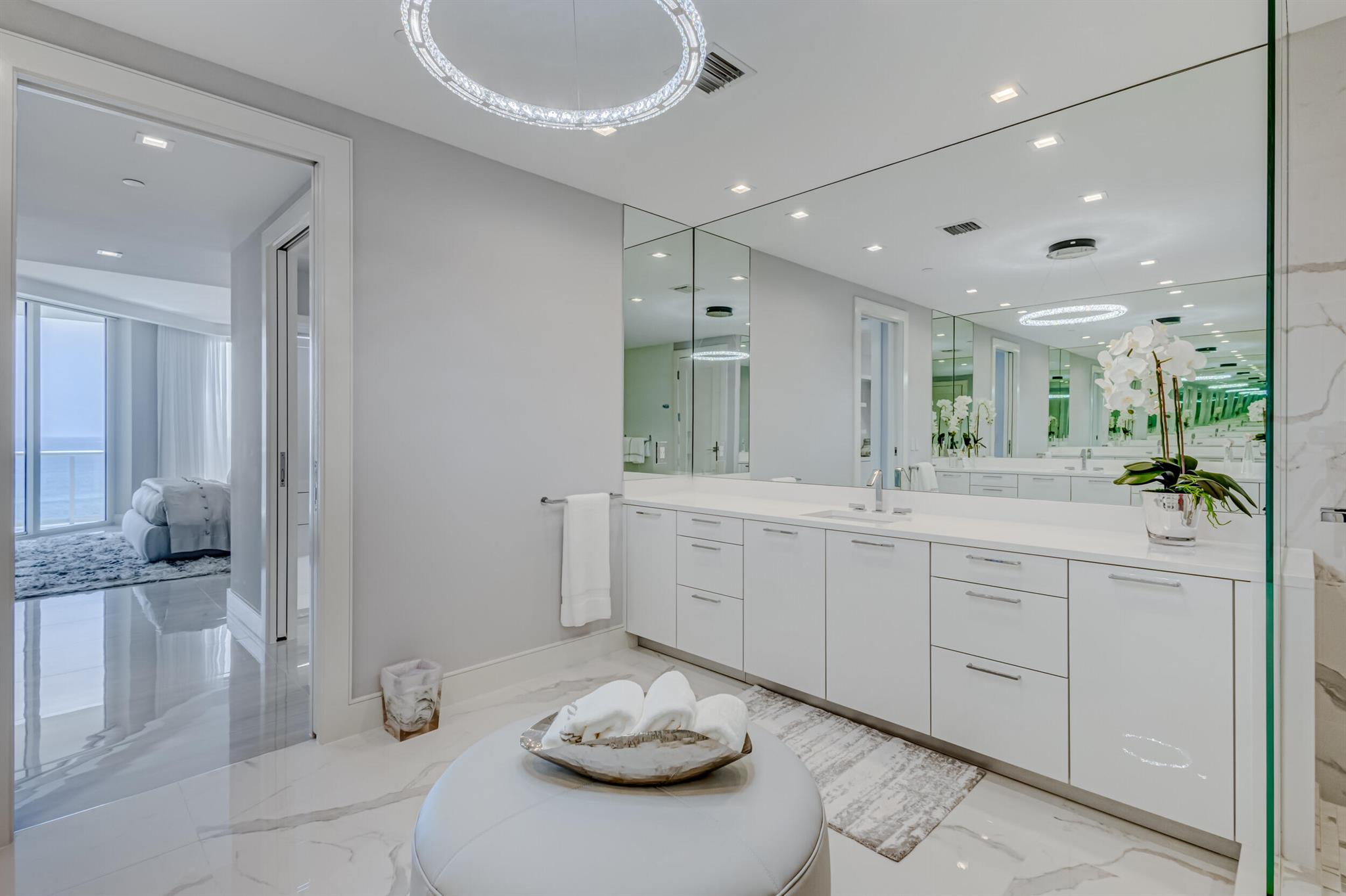 VISTABLUE SINGER ISLAND CONDO - Residential