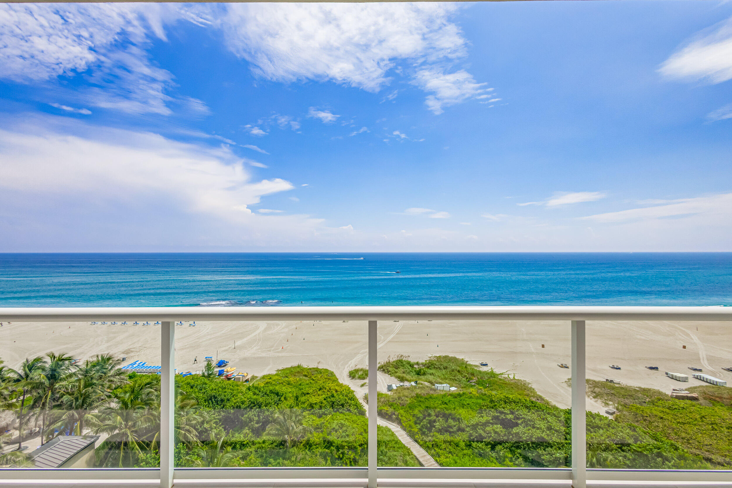VISTABLUE SINGER ISLAND CONDO - Residential