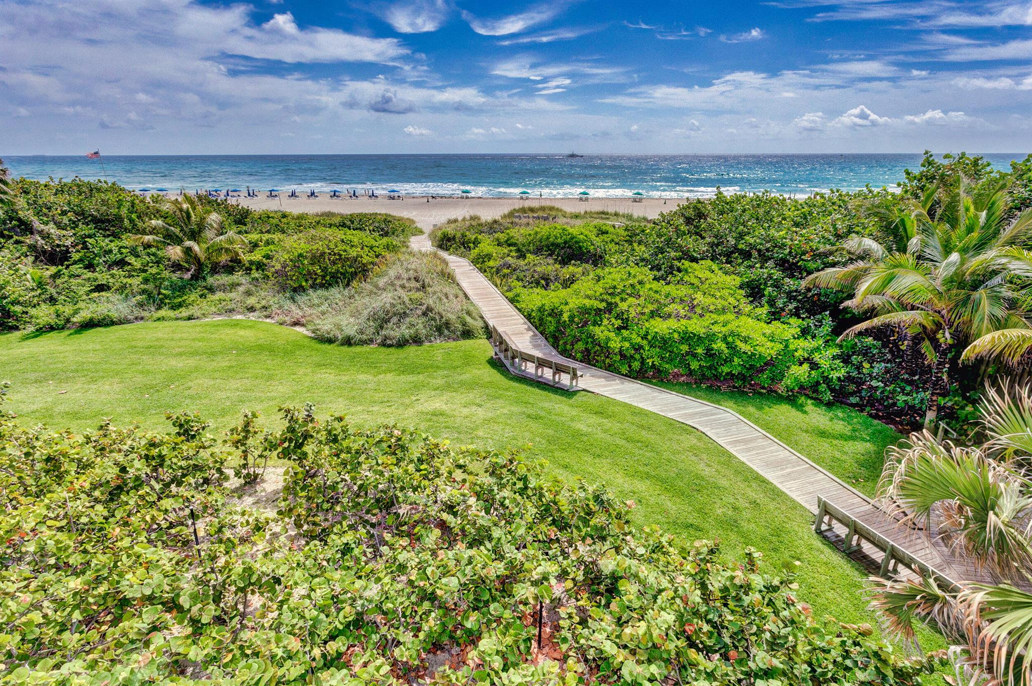 VISTABLUE SINGER ISLAND CONDO - Residential