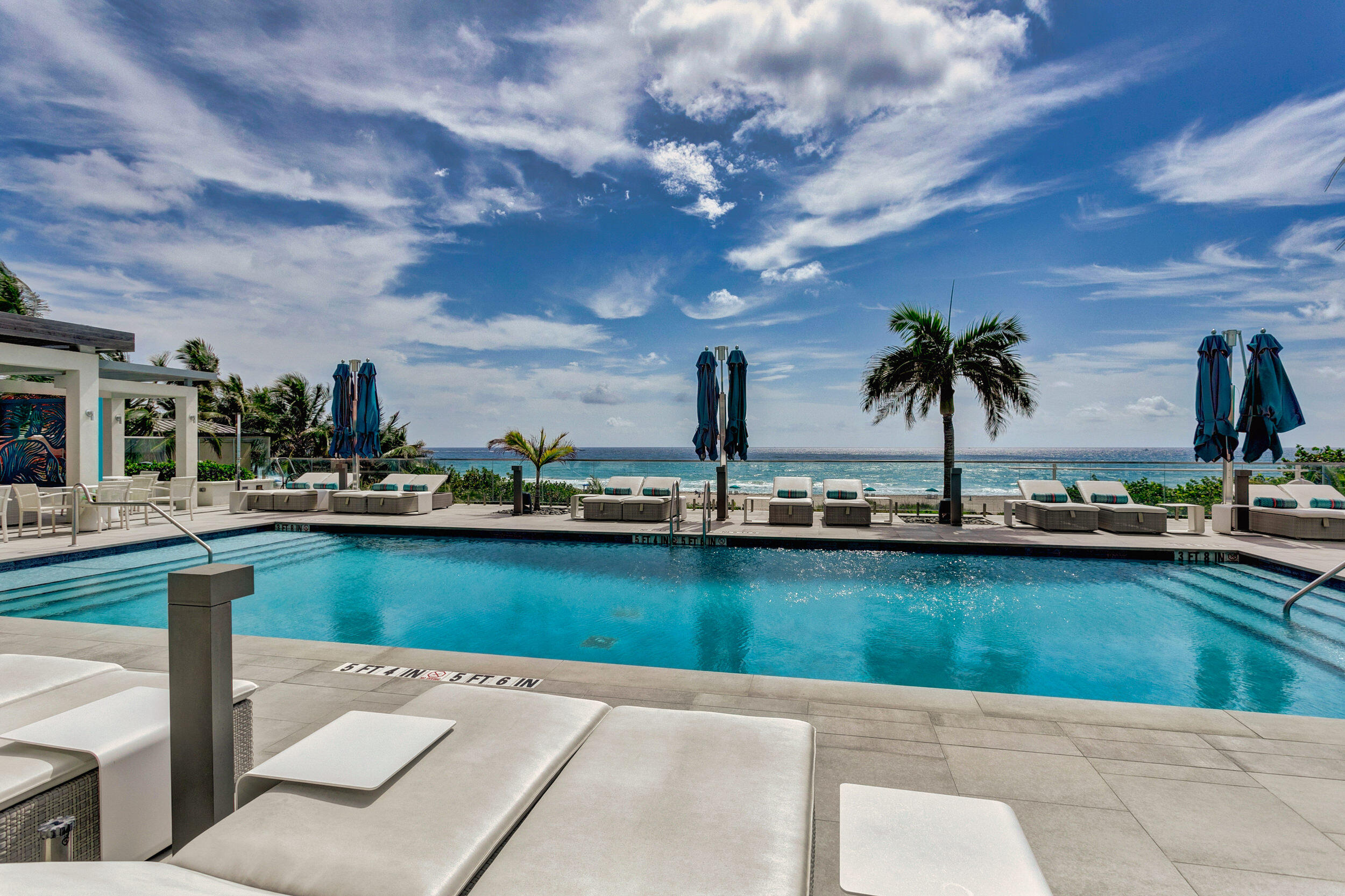 VISTABLUE SINGER ISLAND CONDO - Residential