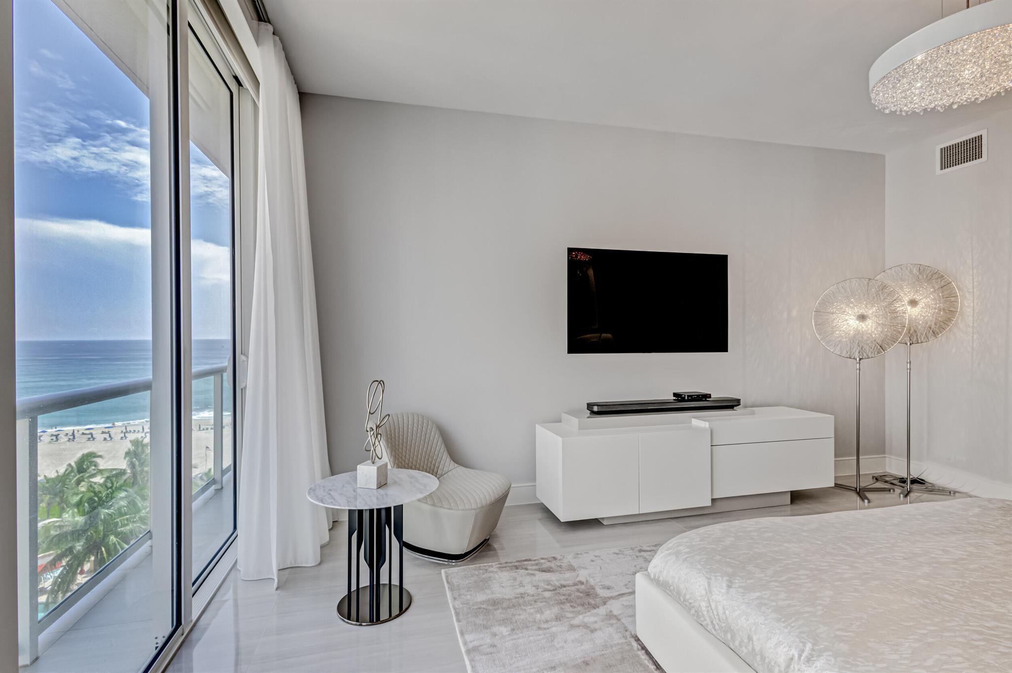 VISTABLUE SINGER ISLAND CONDO - Residential