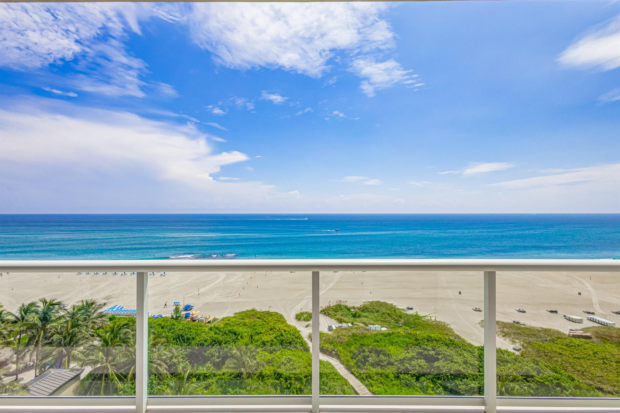 VISTABLUE SINGER ISLAND CONDO - Residential