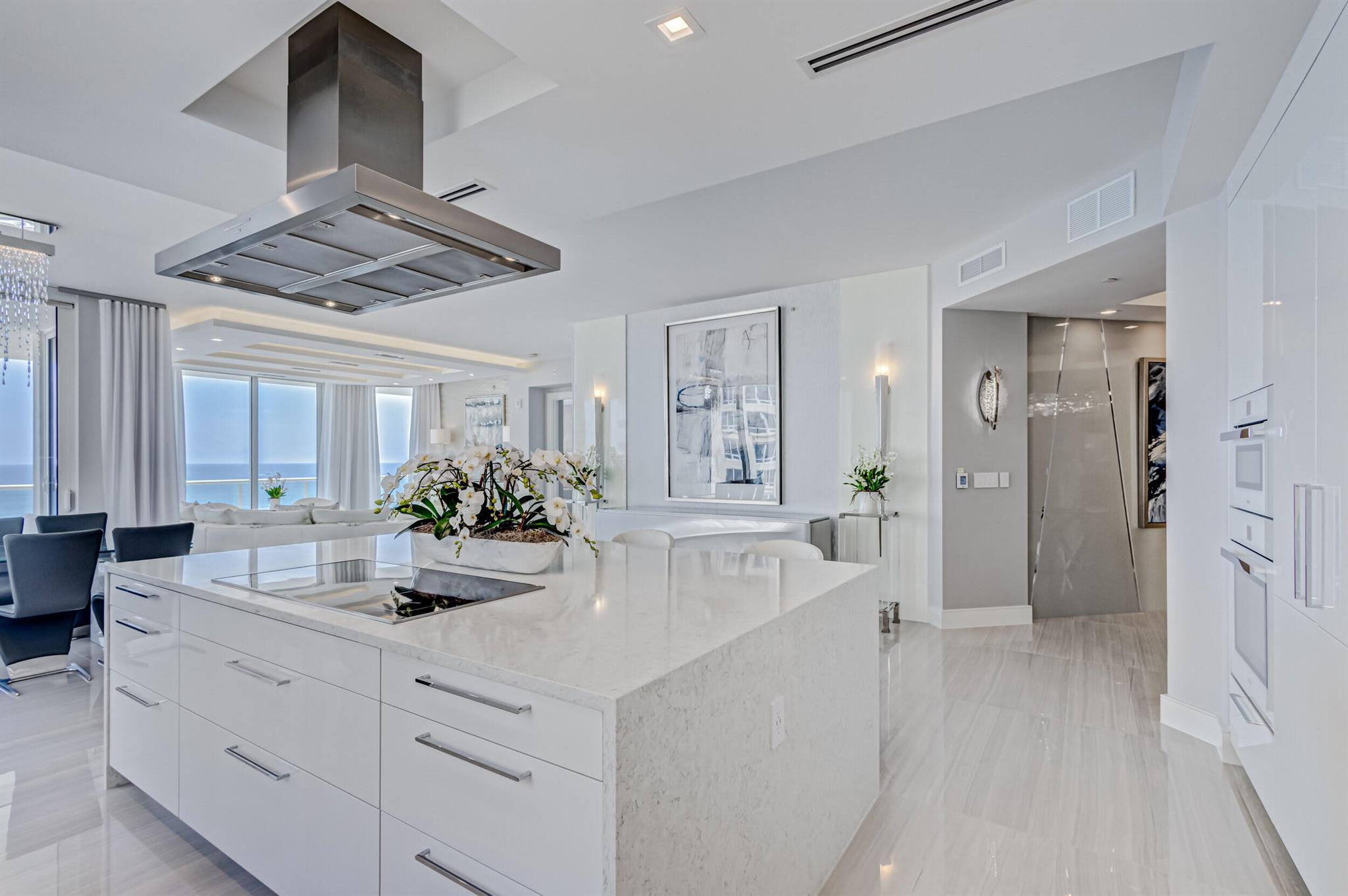 VISTABLUE SINGER ISLAND CONDO - Residential