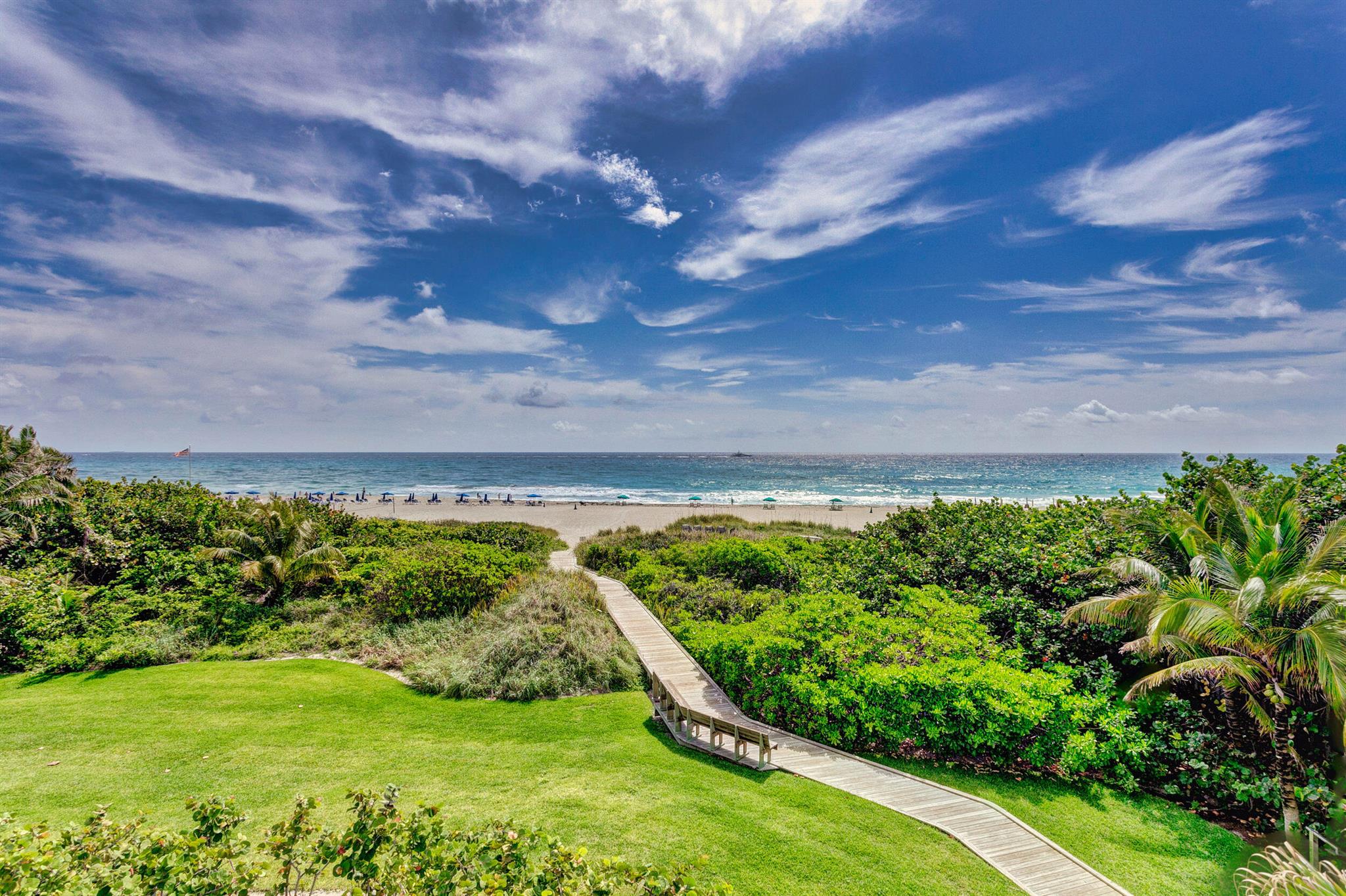 VISTABLUE SINGER ISLAND CONDO - Residential