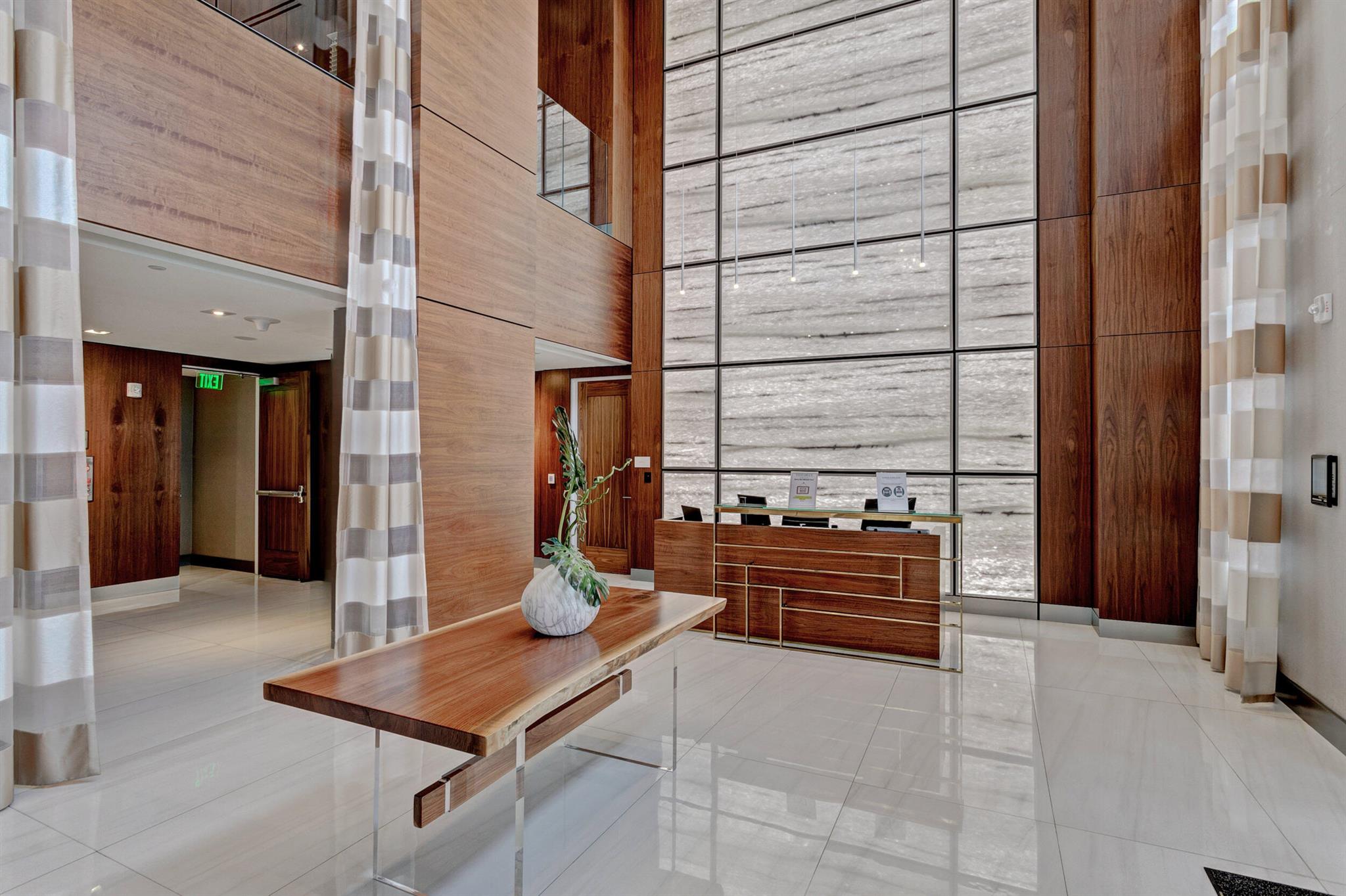 VISTABLUE SINGER ISLAND CONDO - Residential