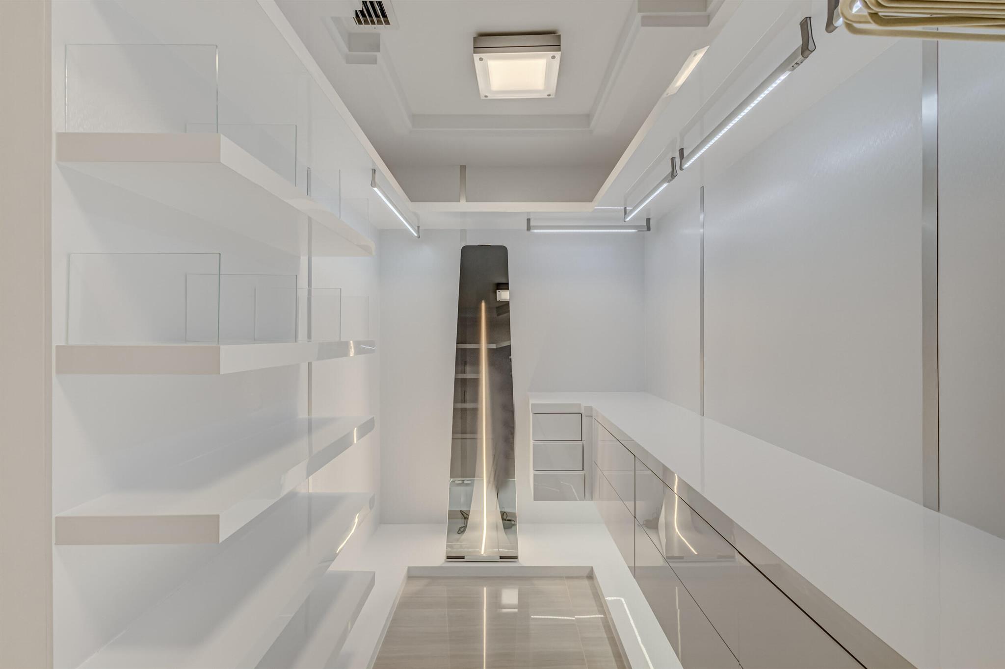 VISTABLUE SINGER ISLAND CONDO - Residential
