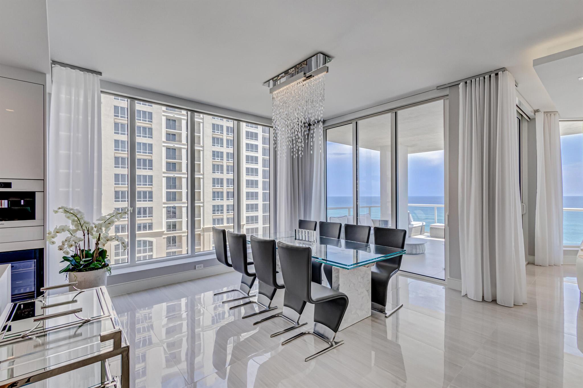 VISTABLUE SINGER ISLAND CONDO - Residential