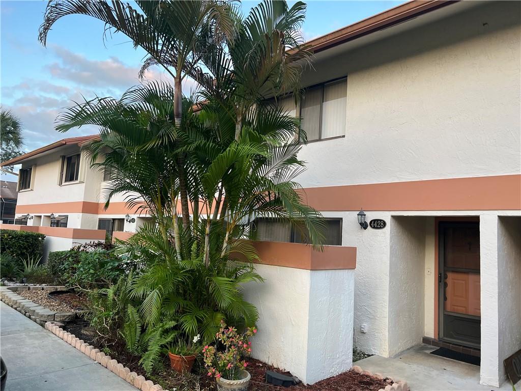 GLEN EDEN AT DAVIE - Residential