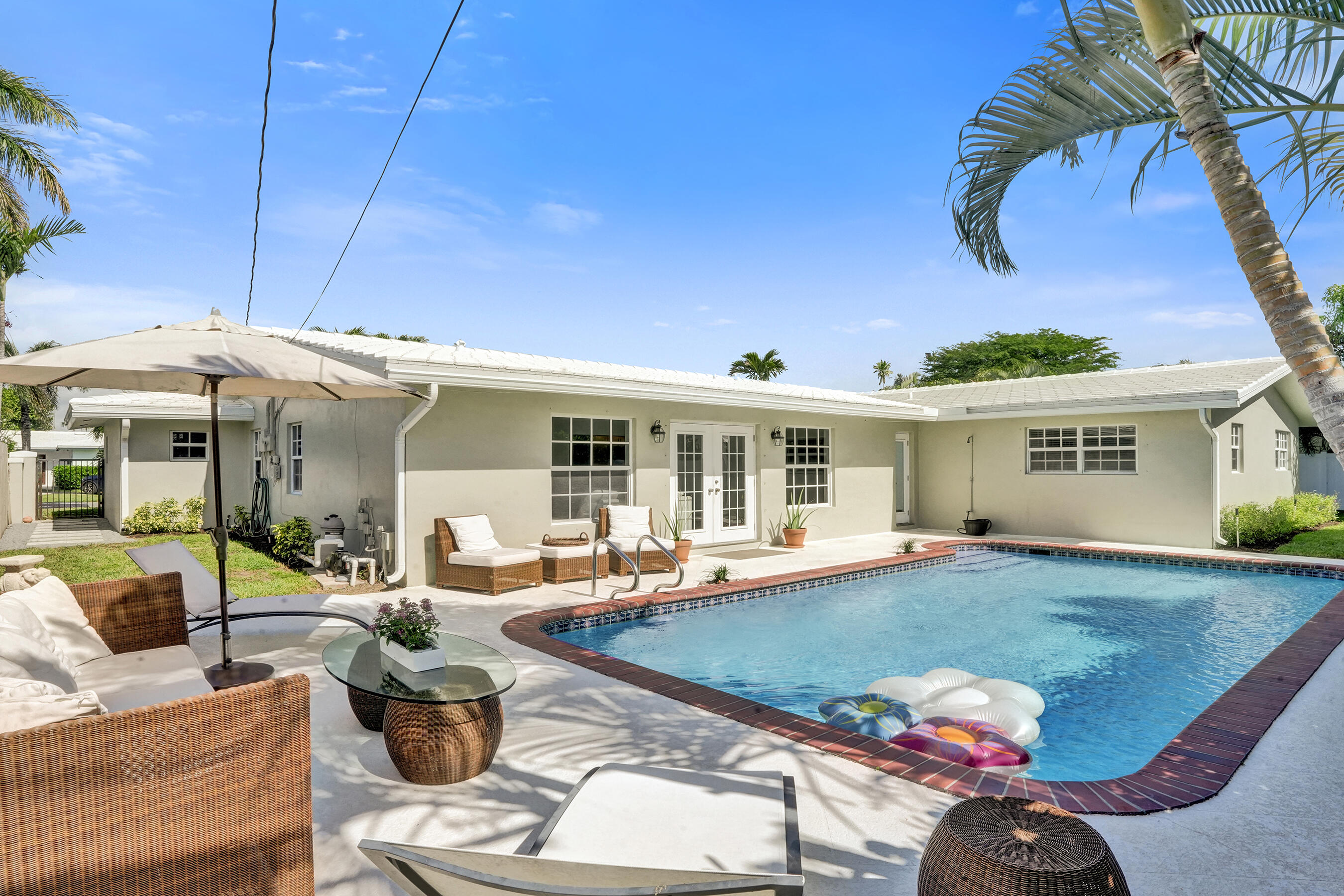 CORAL RIDGE COUNTRY CLUB - Residential