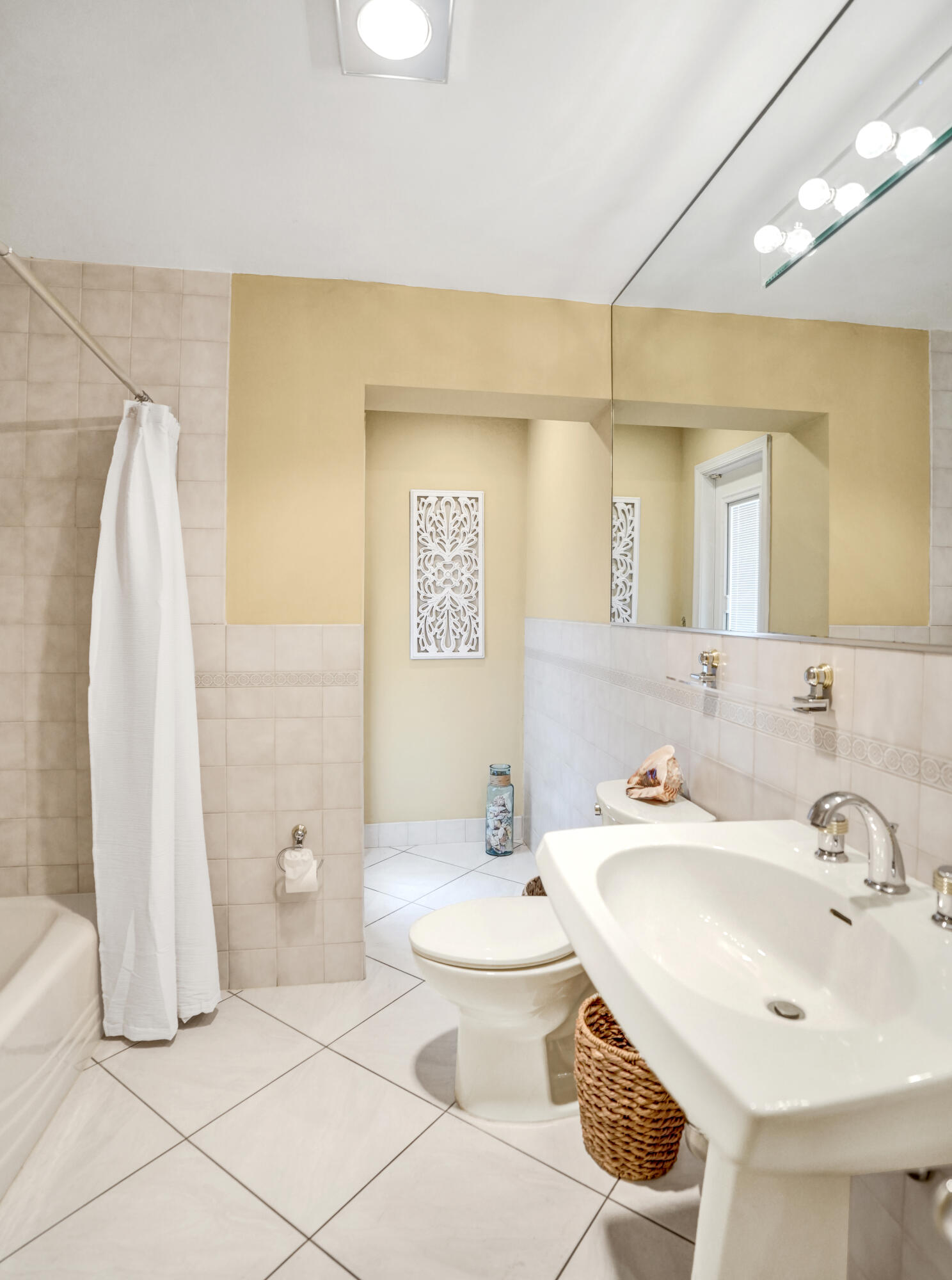 CORAL RIDGE COUNTRY CLUB - Residential
