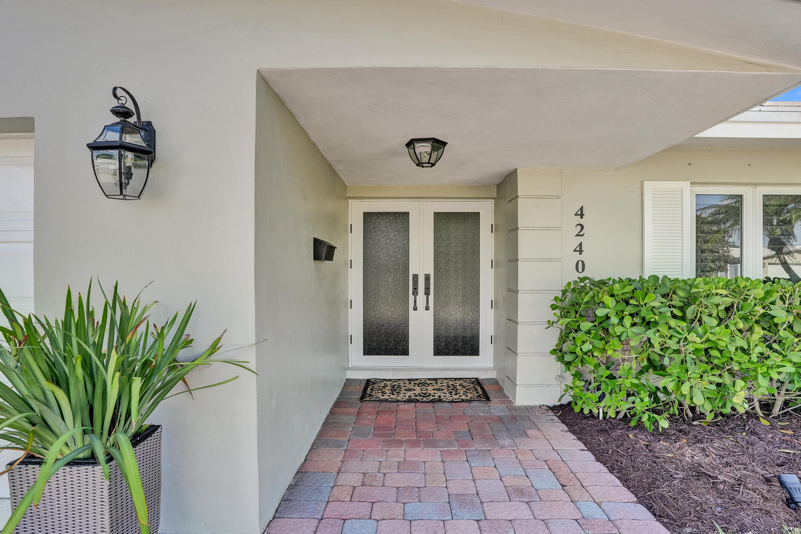 CORAL RIDGE COUNTRY CLUB - Residential