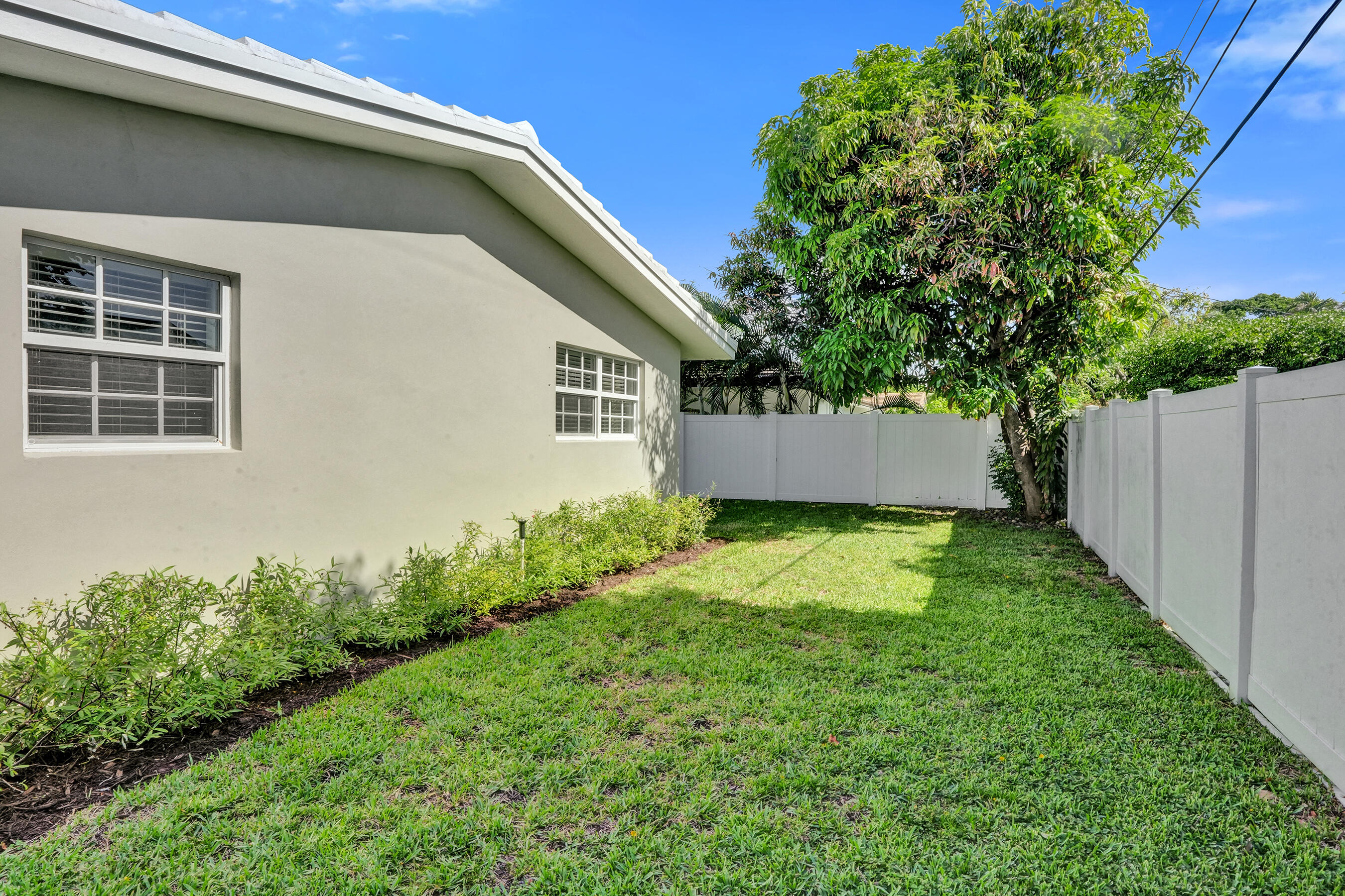 CORAL RIDGE COUNTRY CLUB - Residential