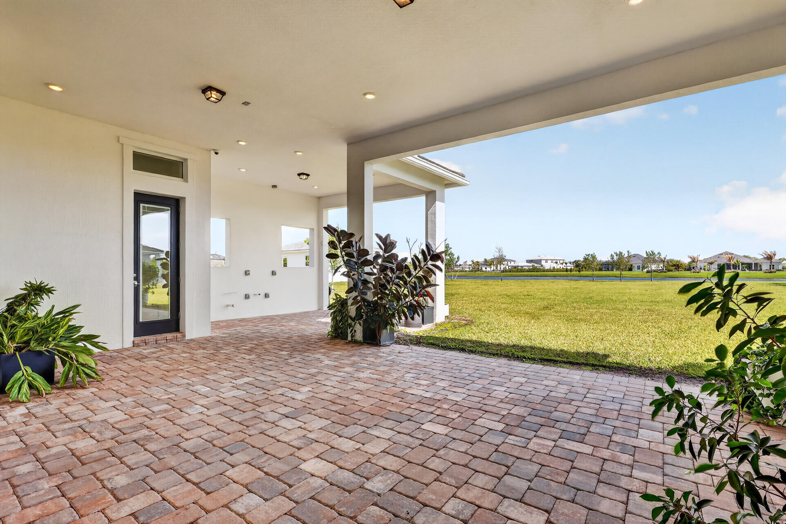 BRIDGEWATER PRESERVE - Residential