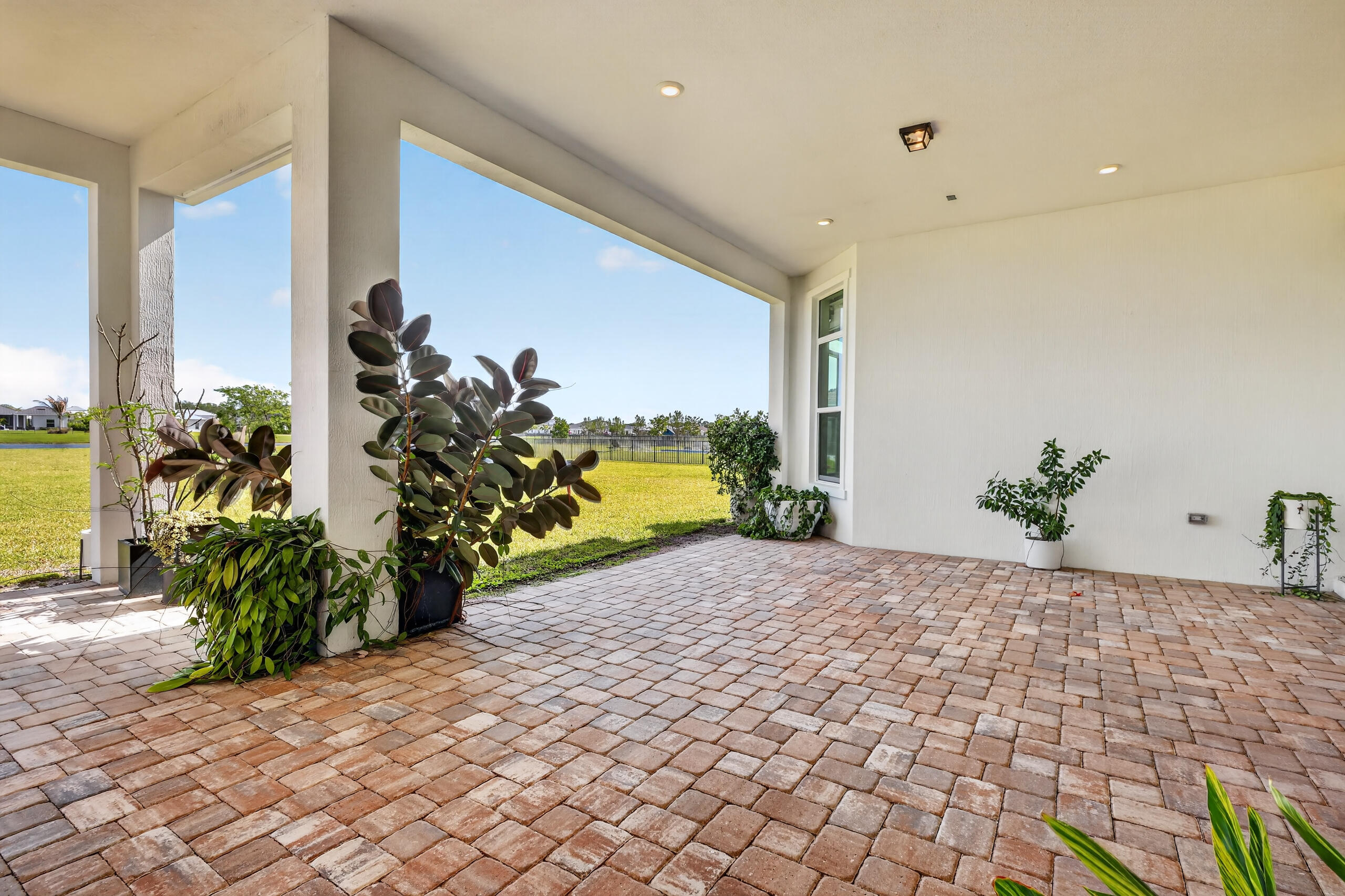 BRIDGEWATER PRESERVE - Residential