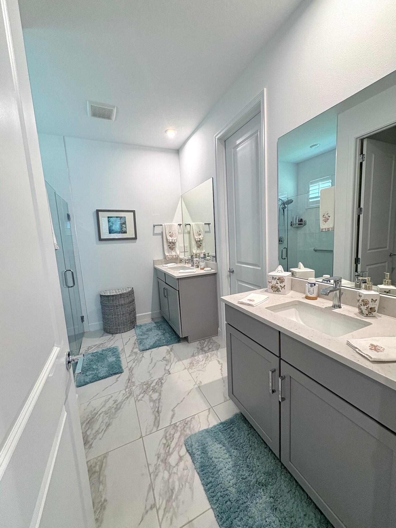 SOUTHERN GROVE PARCEL 28 REPLAT - Residential