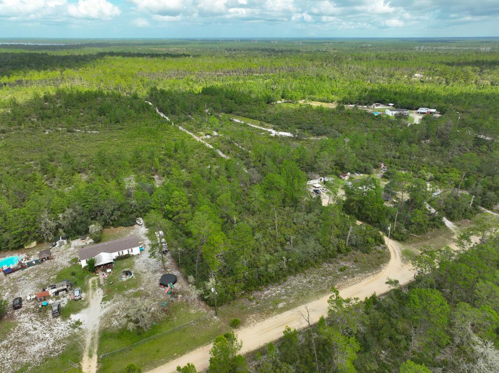 INTERLACHEN LAKES ESTATES - Land