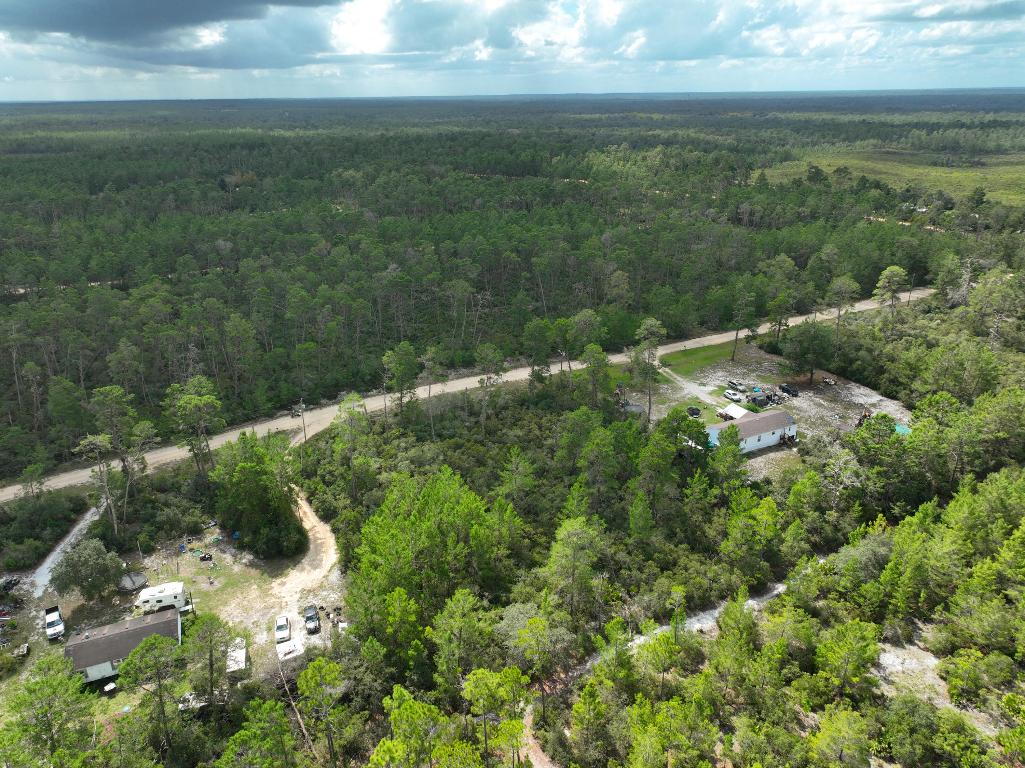 INTERLACHEN LAKES ESTATES - Land