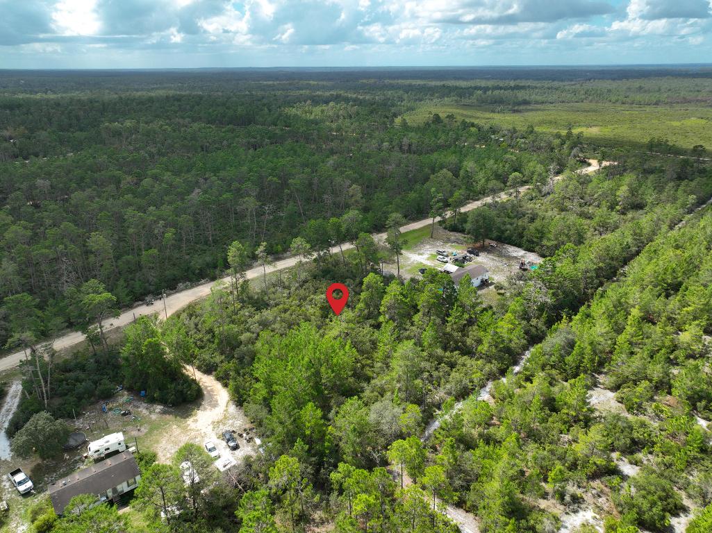 INTERLACHEN LAKES ESTATES - Land
