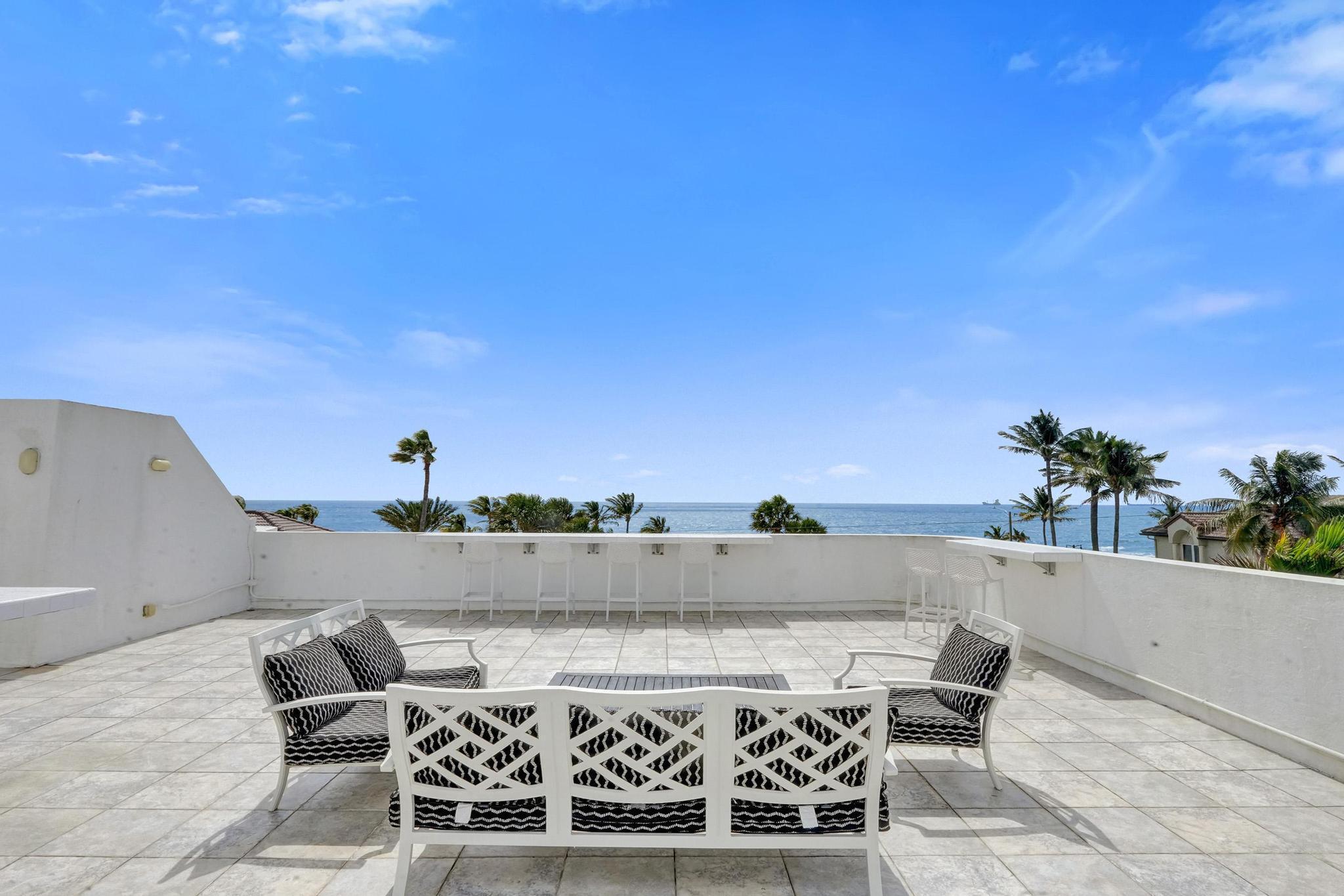 LAS OLAS BY THE SEA EXT - Residential