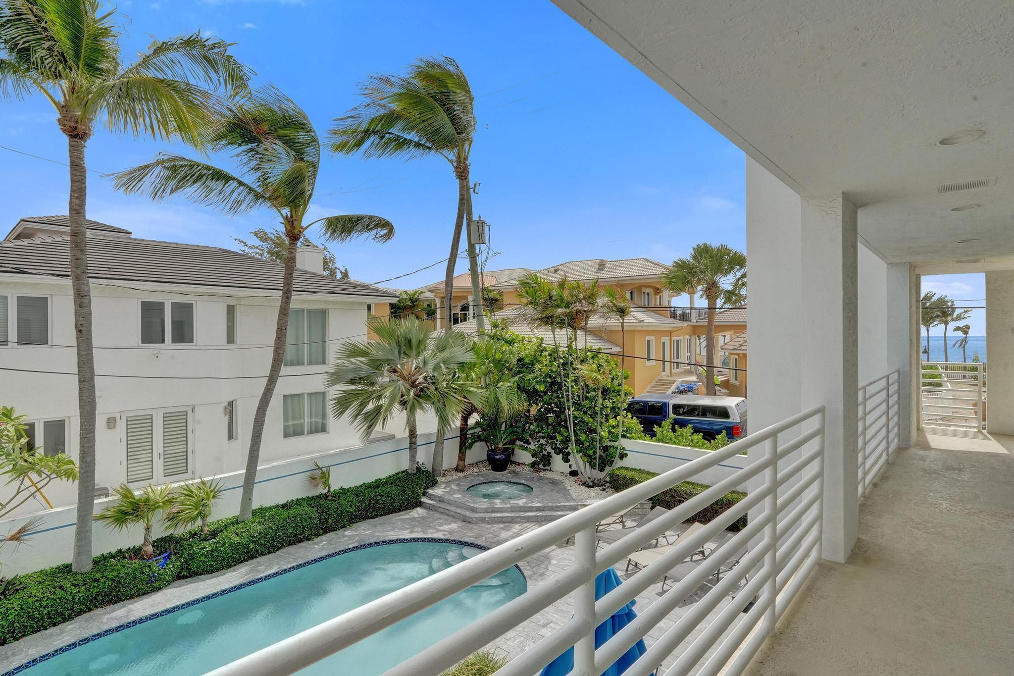 LAS OLAS BY THE SEA EXT - Residential
