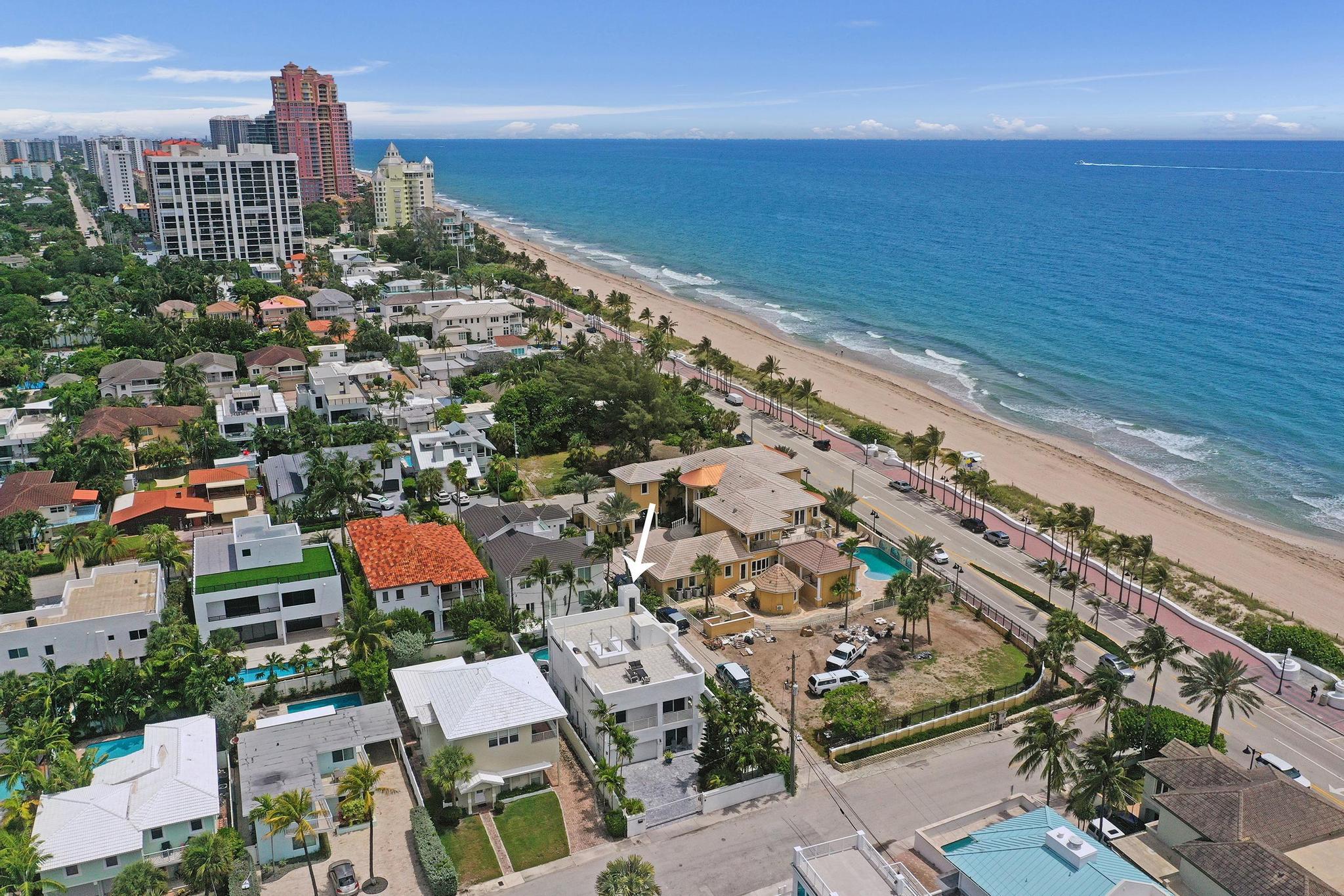 LAS OLAS BY THE SEA EXT - Residential