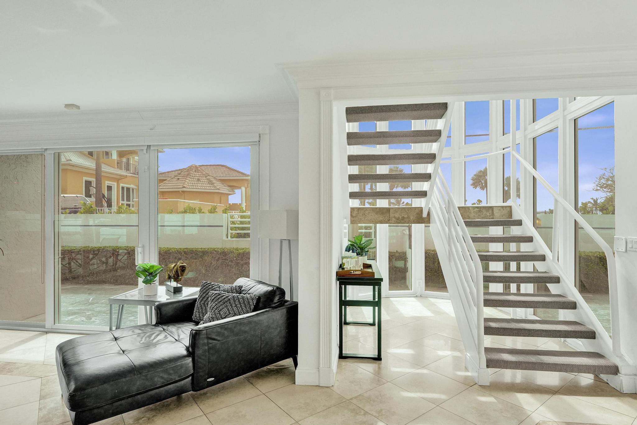 LAS OLAS BY THE SEA EXT - Residential