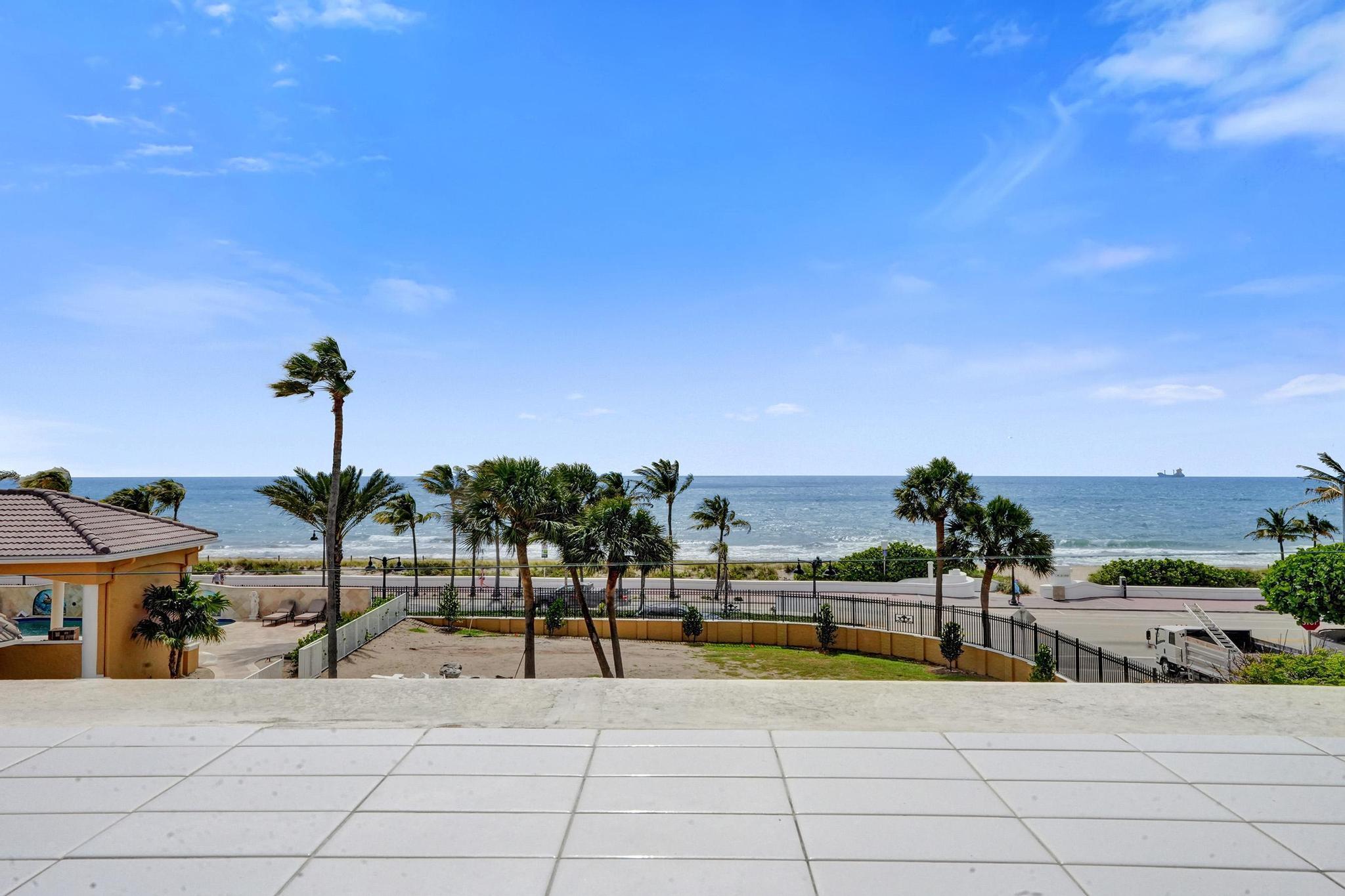 LAS OLAS BY THE SEA EXT - Residential