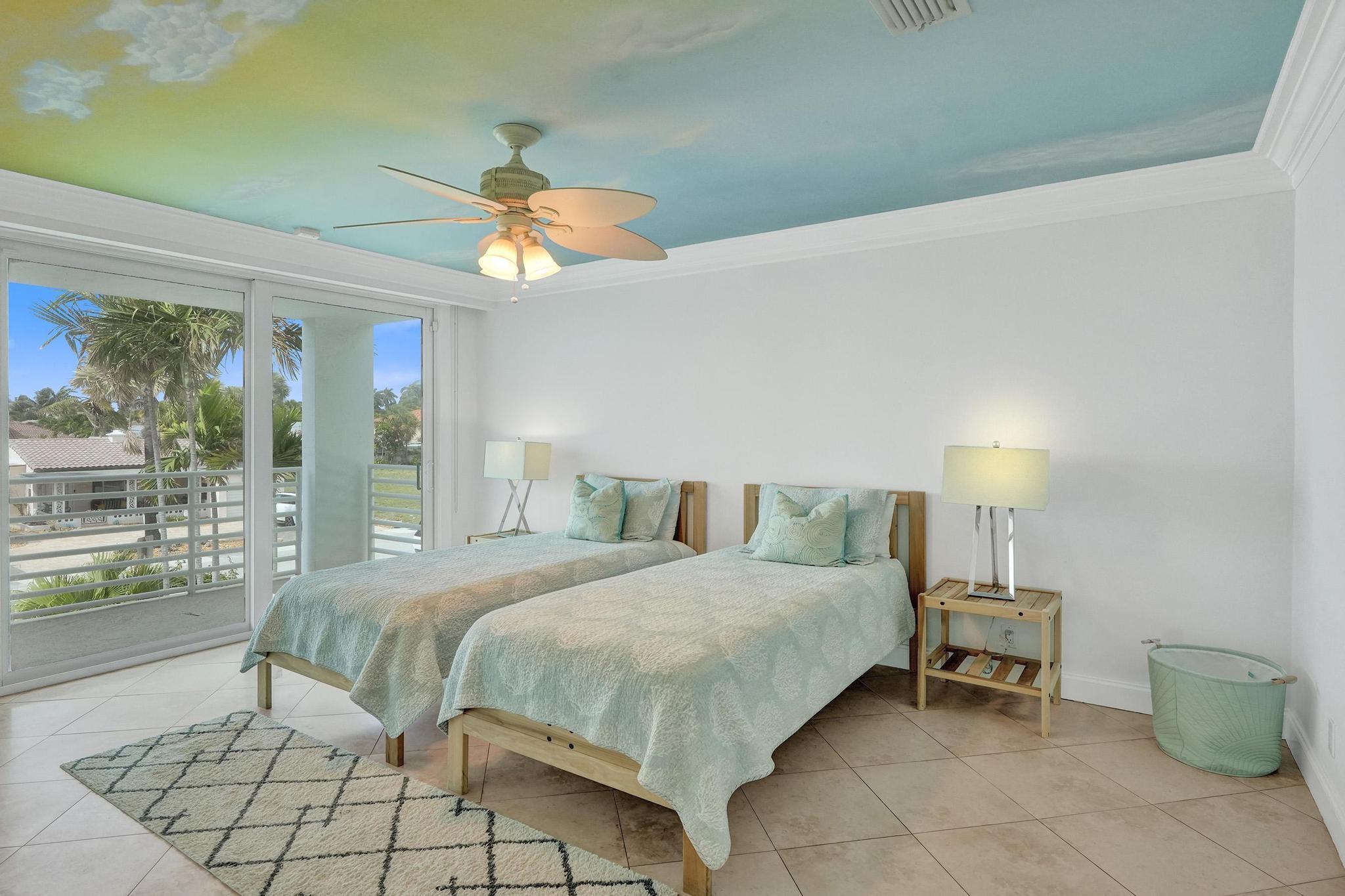 LAS OLAS BY THE SEA EXT - Residential