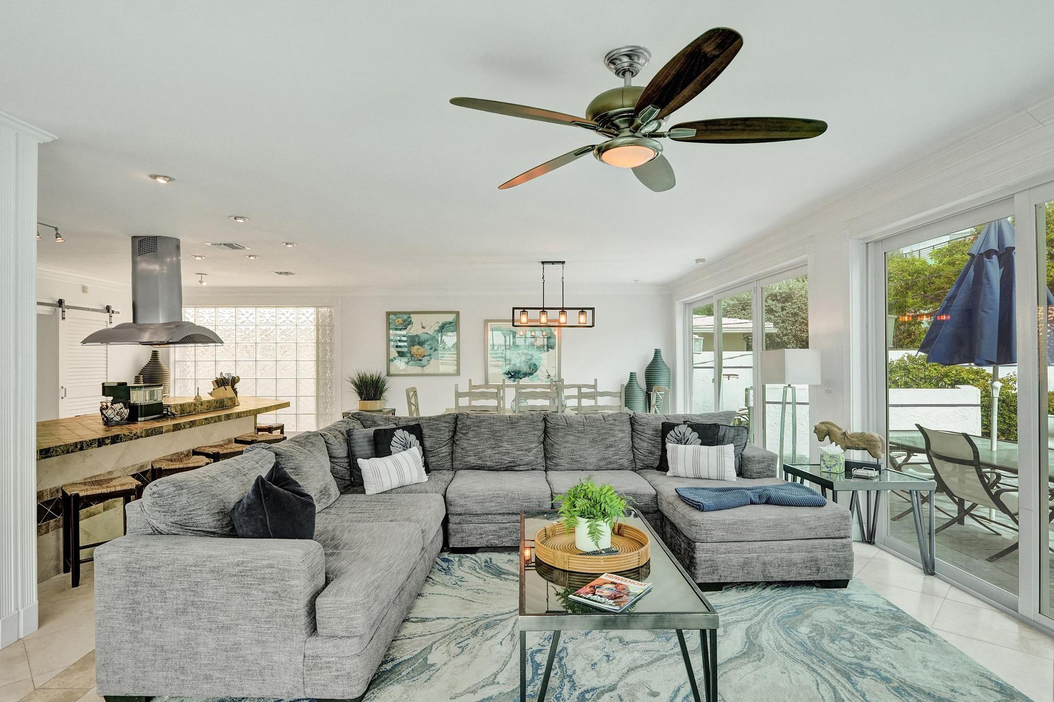 LAS OLAS BY THE SEA EXT - Residential