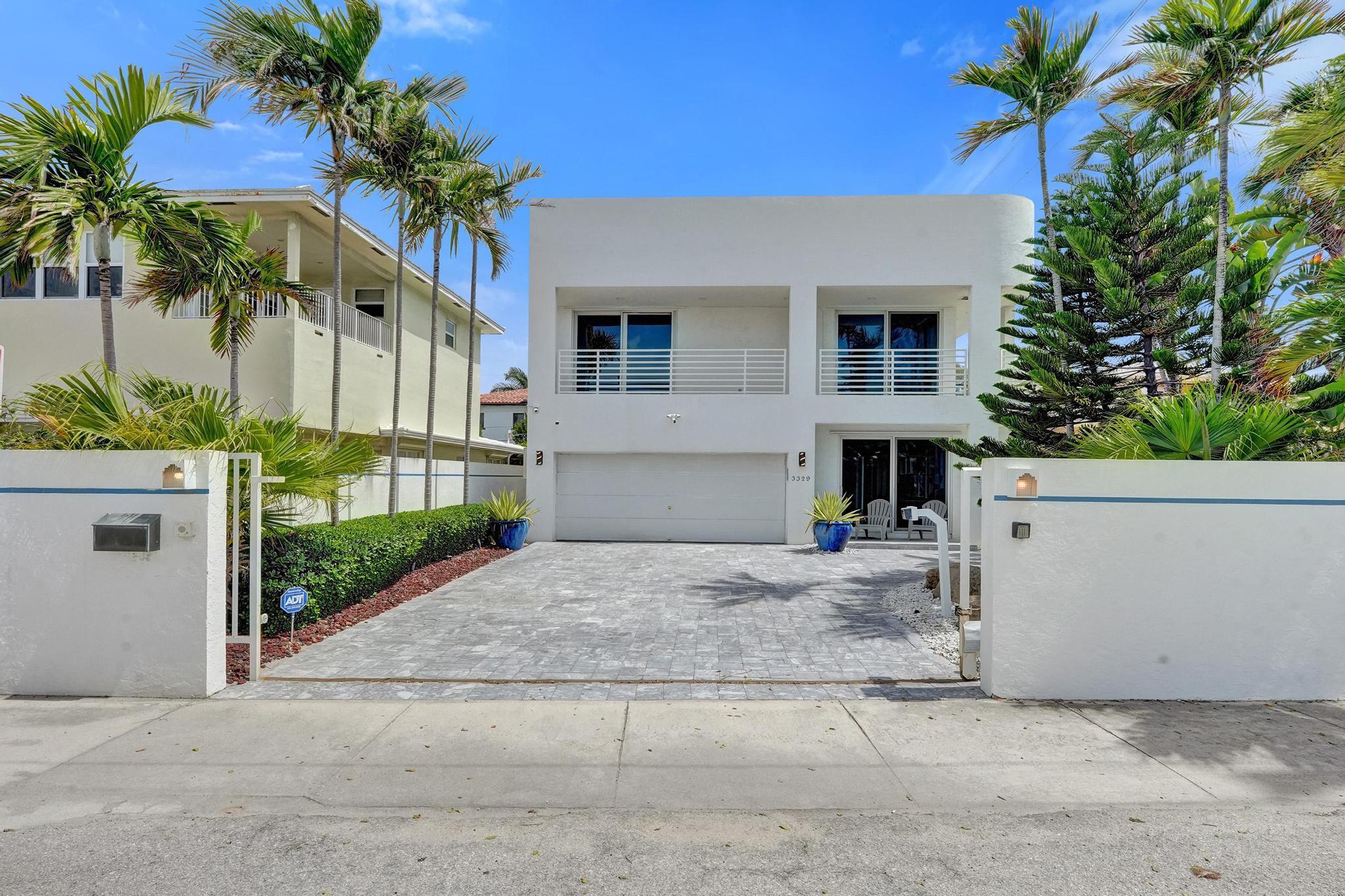 LAS OLAS BY THE SEA EXT - Residential