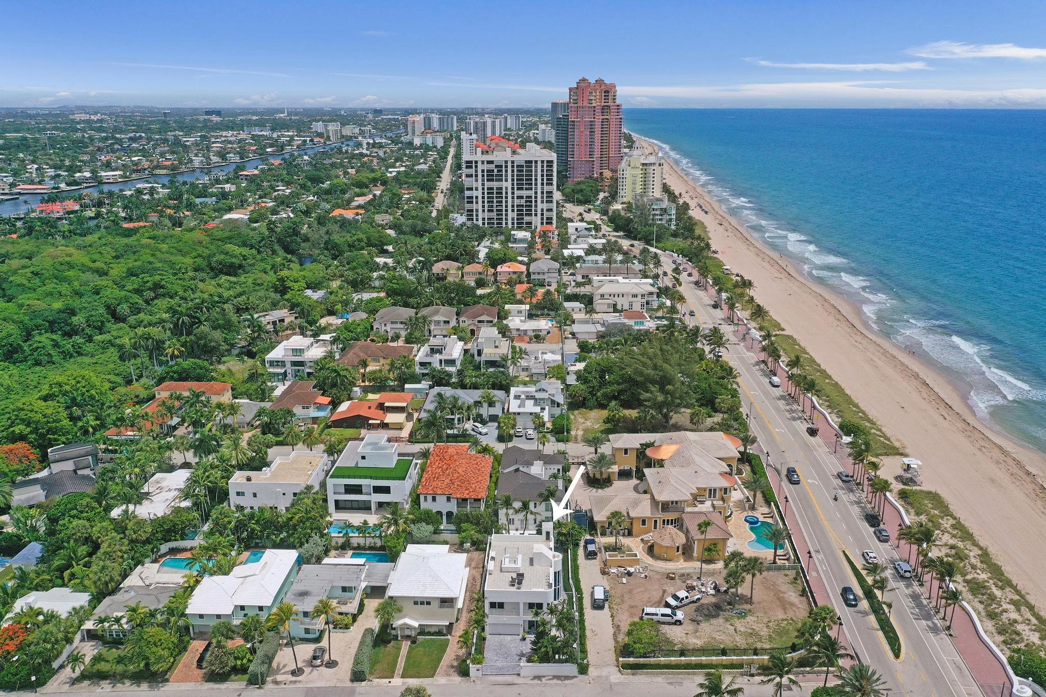 LAS OLAS BY THE SEA EXT - Residential