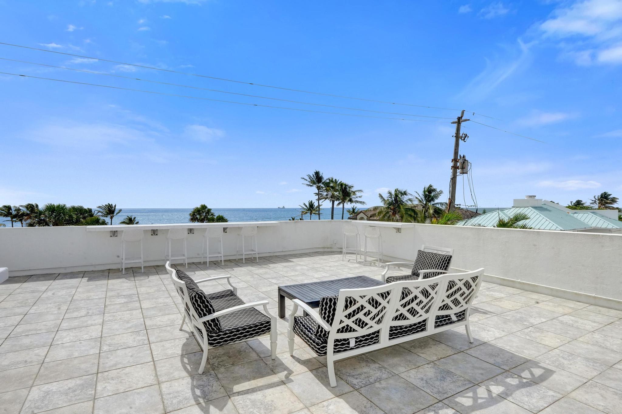 LAS OLAS BY THE SEA EXT - Residential