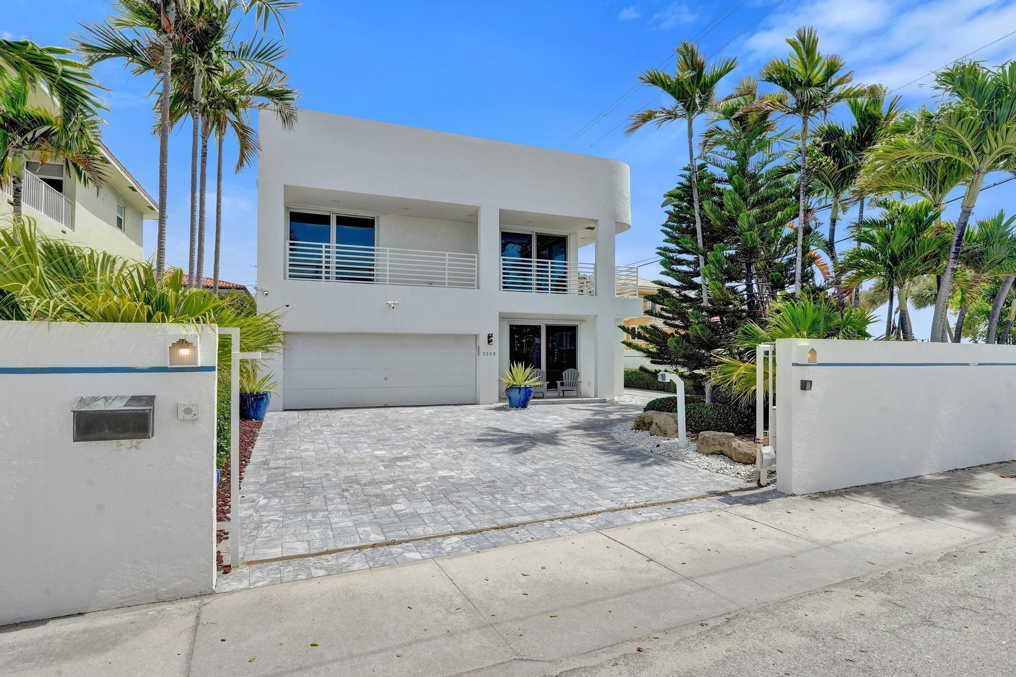 LAS OLAS BY THE SEA EXT - Residential