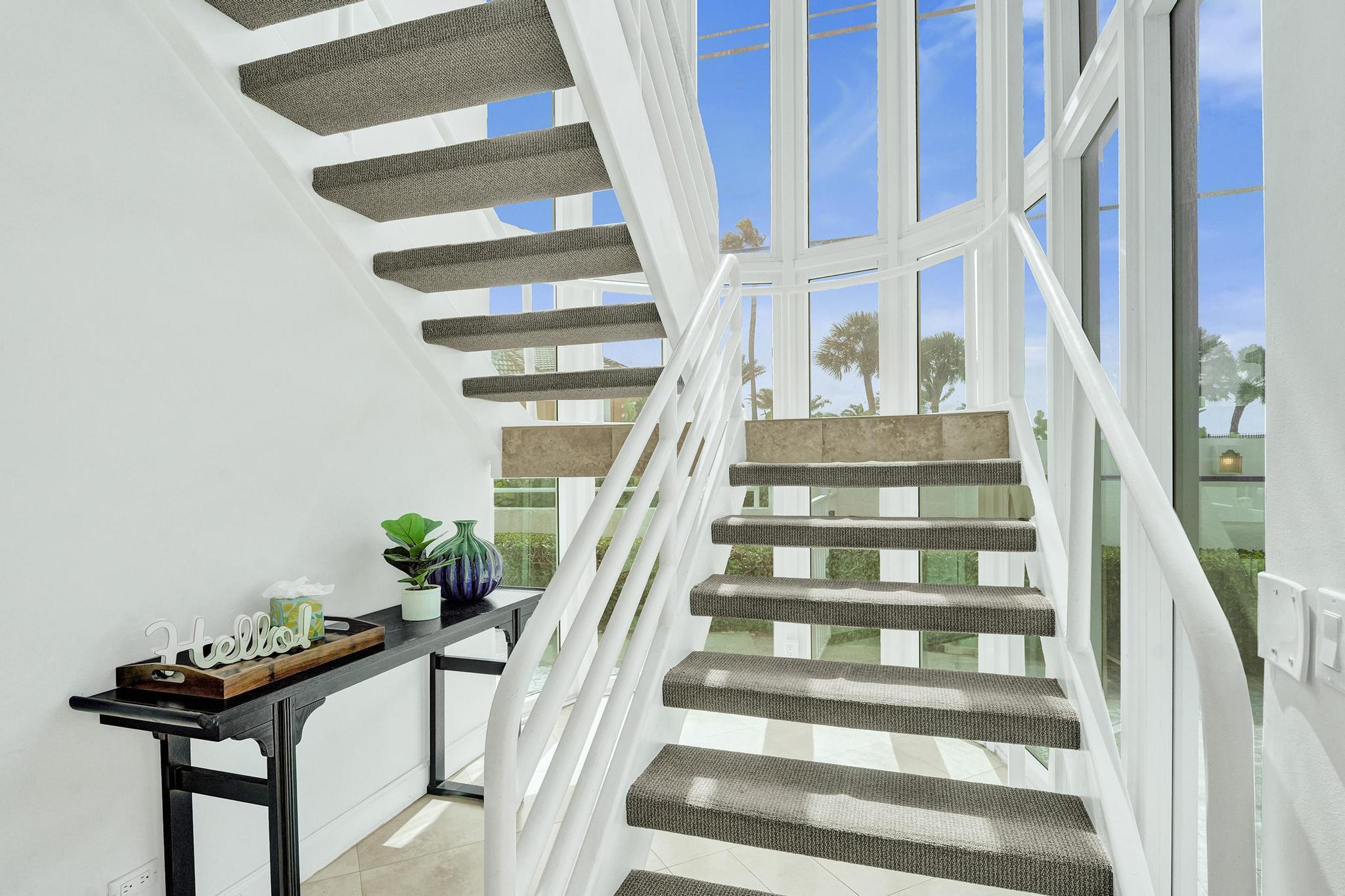 LAS OLAS BY THE SEA EXT - Residential