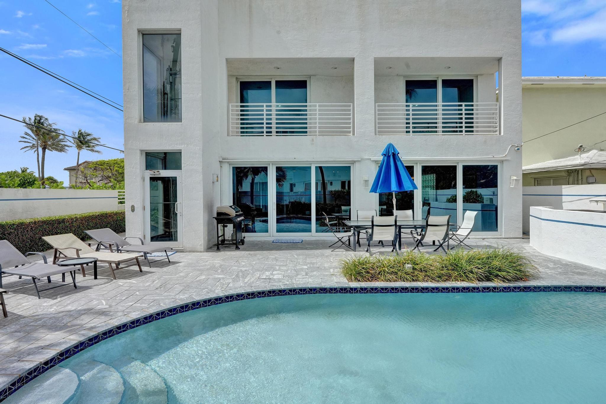 LAS OLAS BY THE SEA EXT - Residential