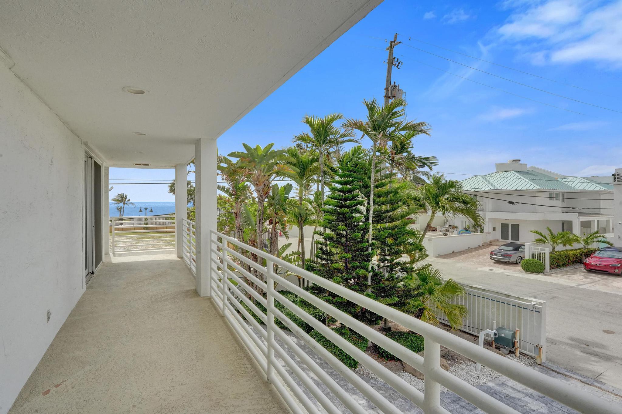 LAS OLAS BY THE SEA EXT - Residential